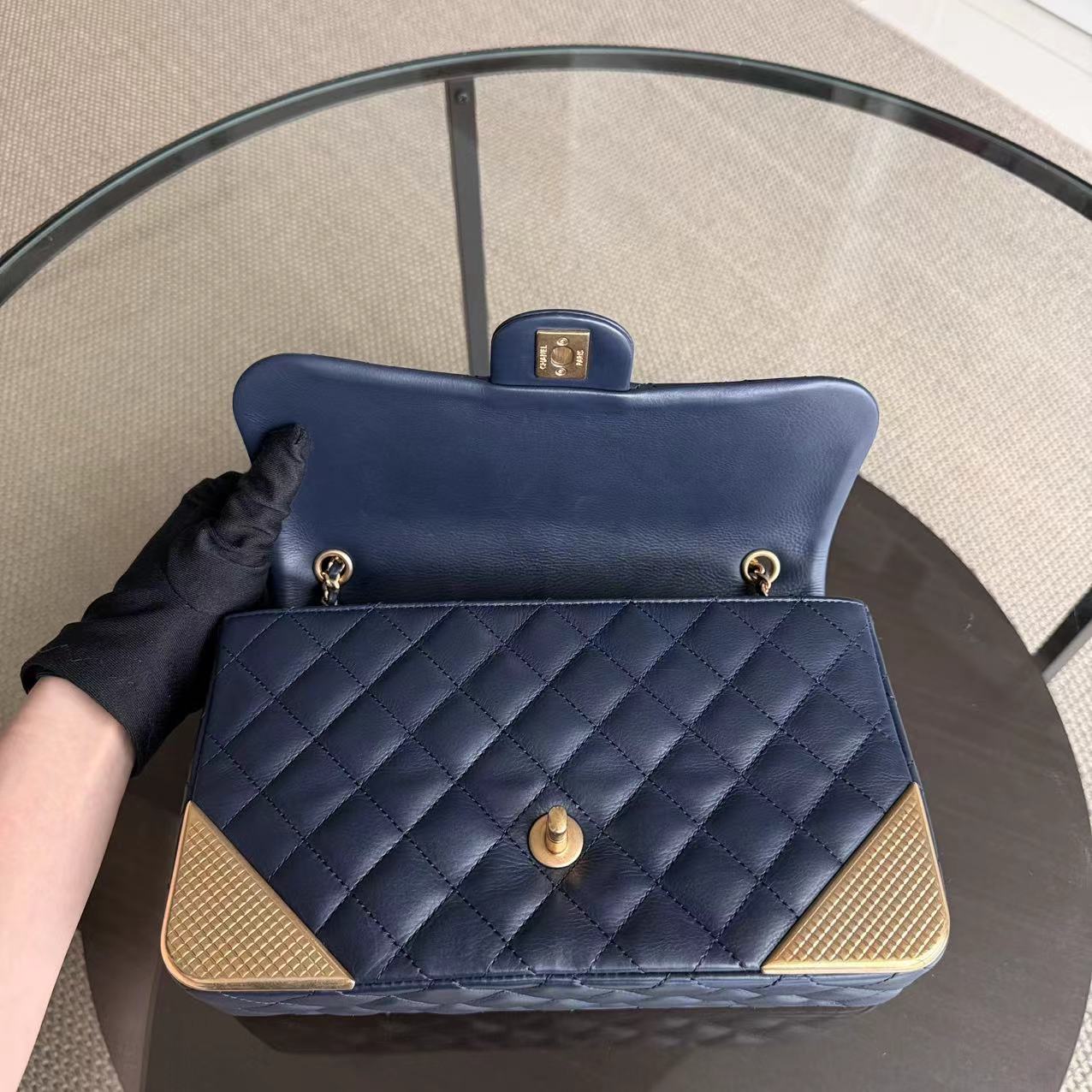 Chanel Classic Flap Medium - 25CM Rock The Corner Seasonal Gold Plate Quilted Calfskin Navy Blue Gold Hardware Series 24