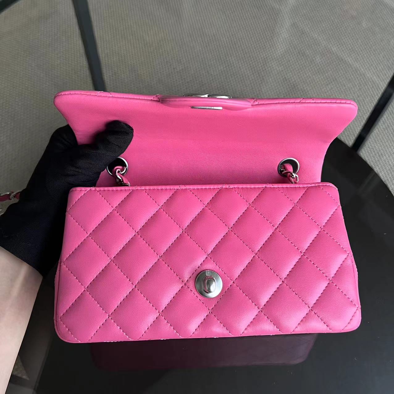 *Unused* Chanel Classic Flap Mini - 20CM Rectangle Quilted Lambskin Pink Silver Hardware Series 27