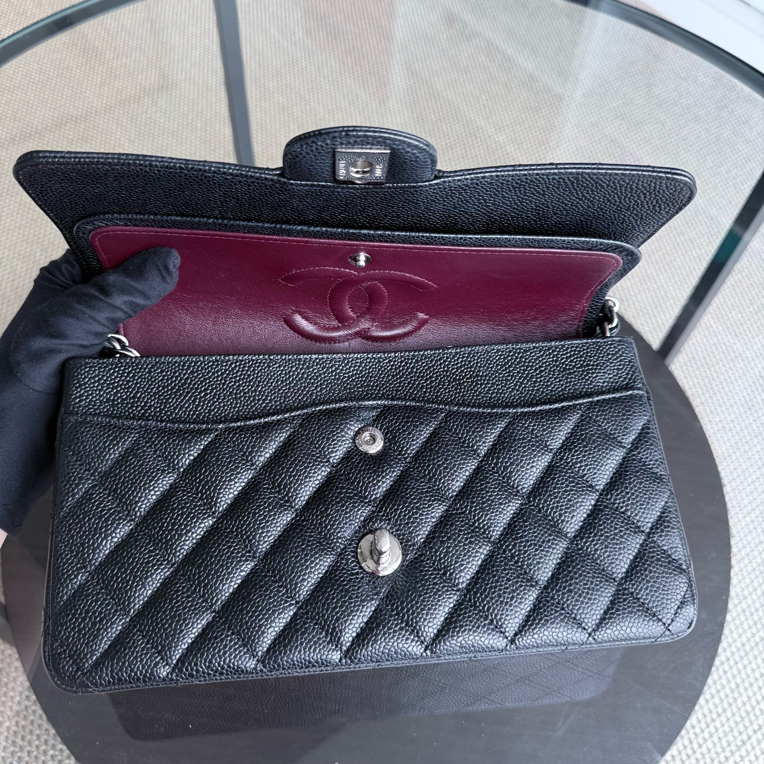 Chanel Classic Flap Medium - Caviar 25CM Quilted Black Silver Hardware Series 21