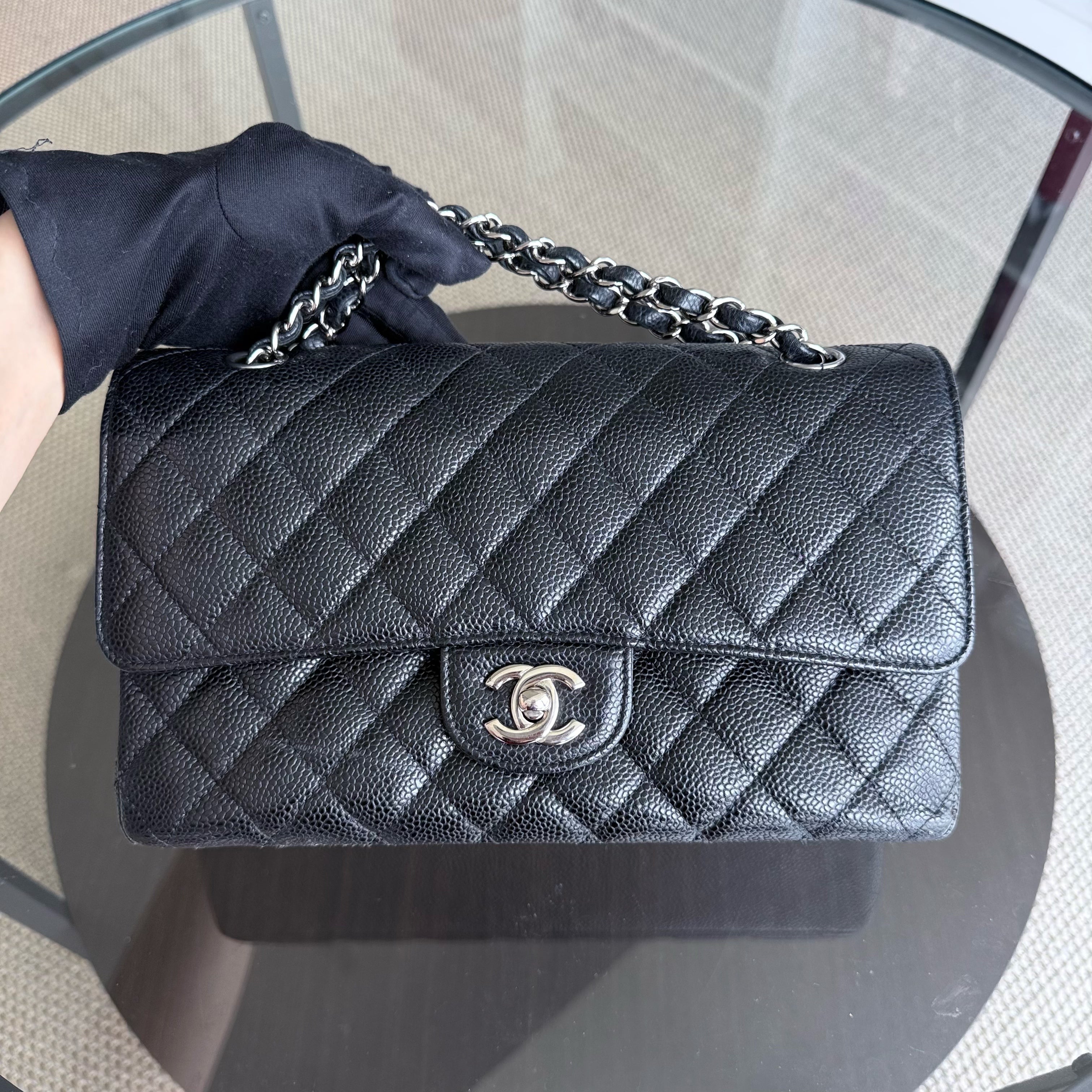 Chanel Classic Flap Medium - Caviar 25CM Quilted Black Silver Hardware Series 18