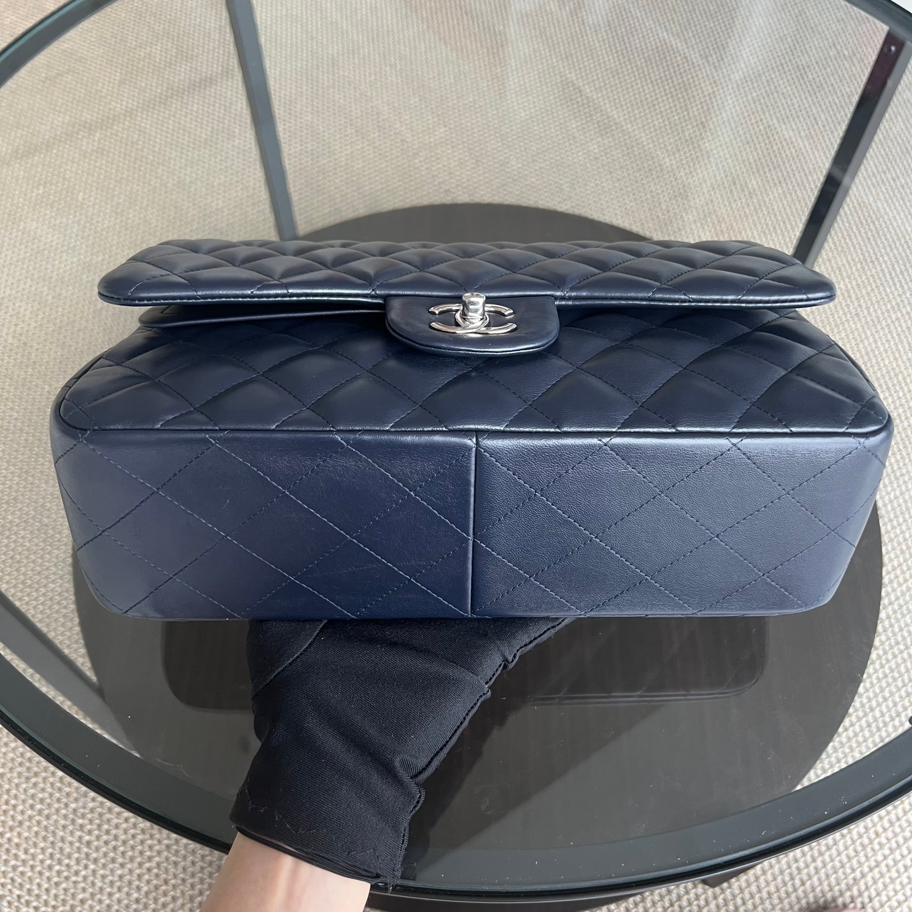 Chanel Classic Flap Jumbo - Double Flap Lambskin 30CM Quilted Dark Navy Blue Silver Hardware Series 16