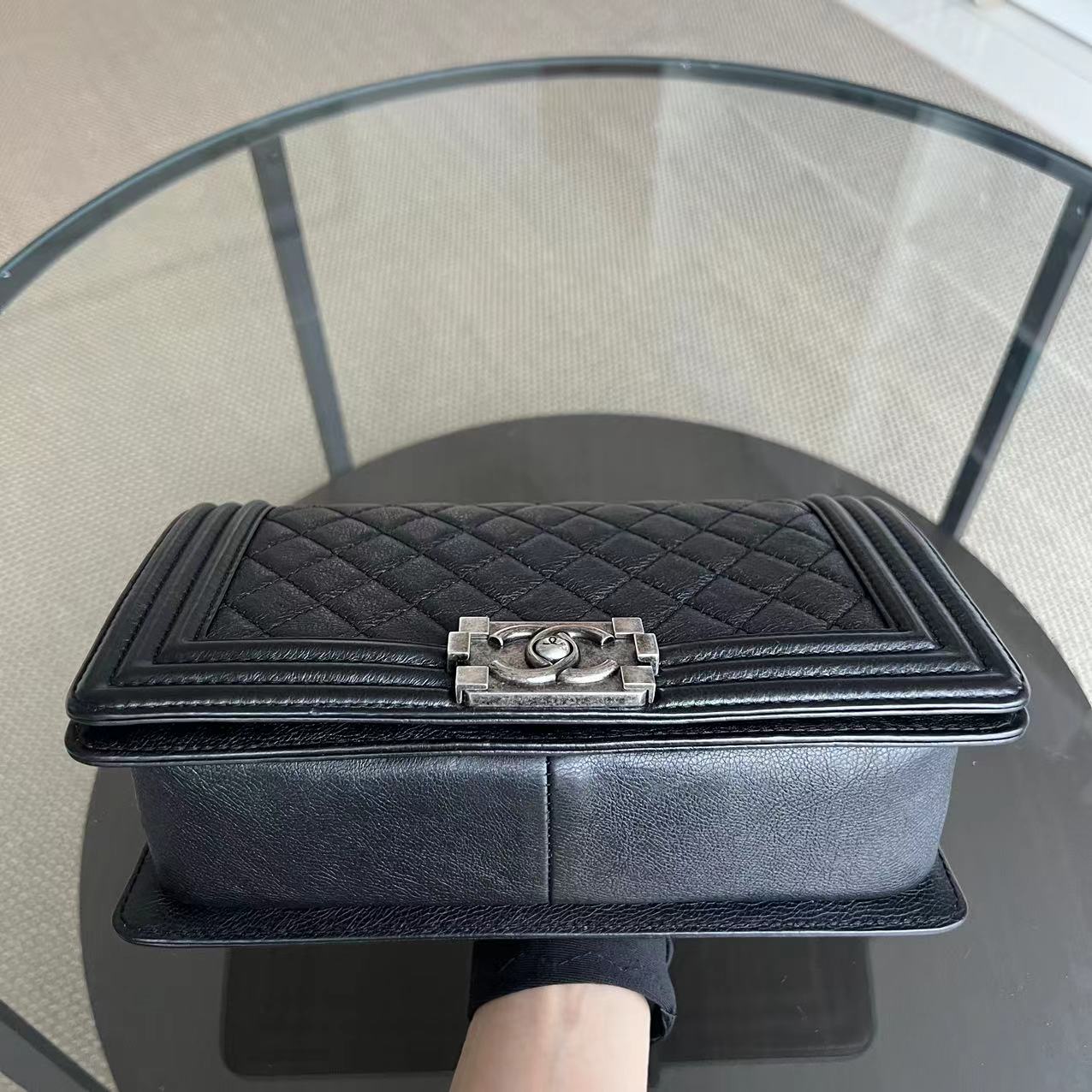 Chanel Calfskin Boy Old Medium 25CM Medium Quilted Black Ruthenium Silver Hardware Series 18