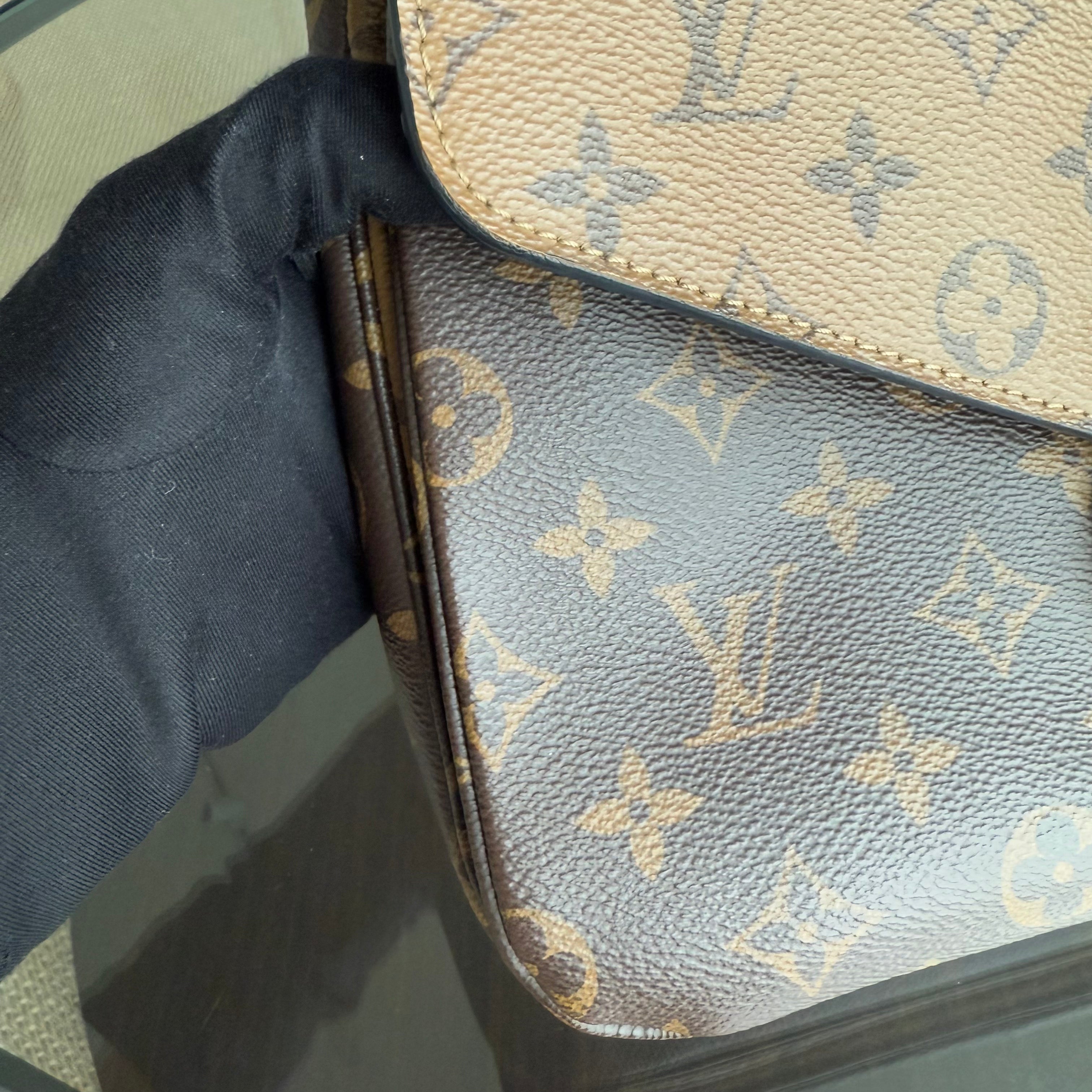 Louis Vuitton Pochette Metis - Reverse Monogram Canvas Gold Hardware