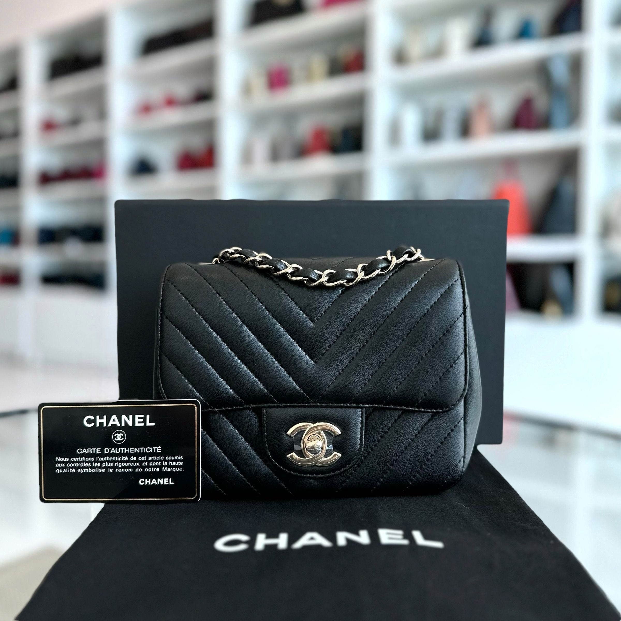 *Brand New* Chanel Mini Square Classic Flap Chevron Lambskin Black GHW No 24 - Luxury Evermore