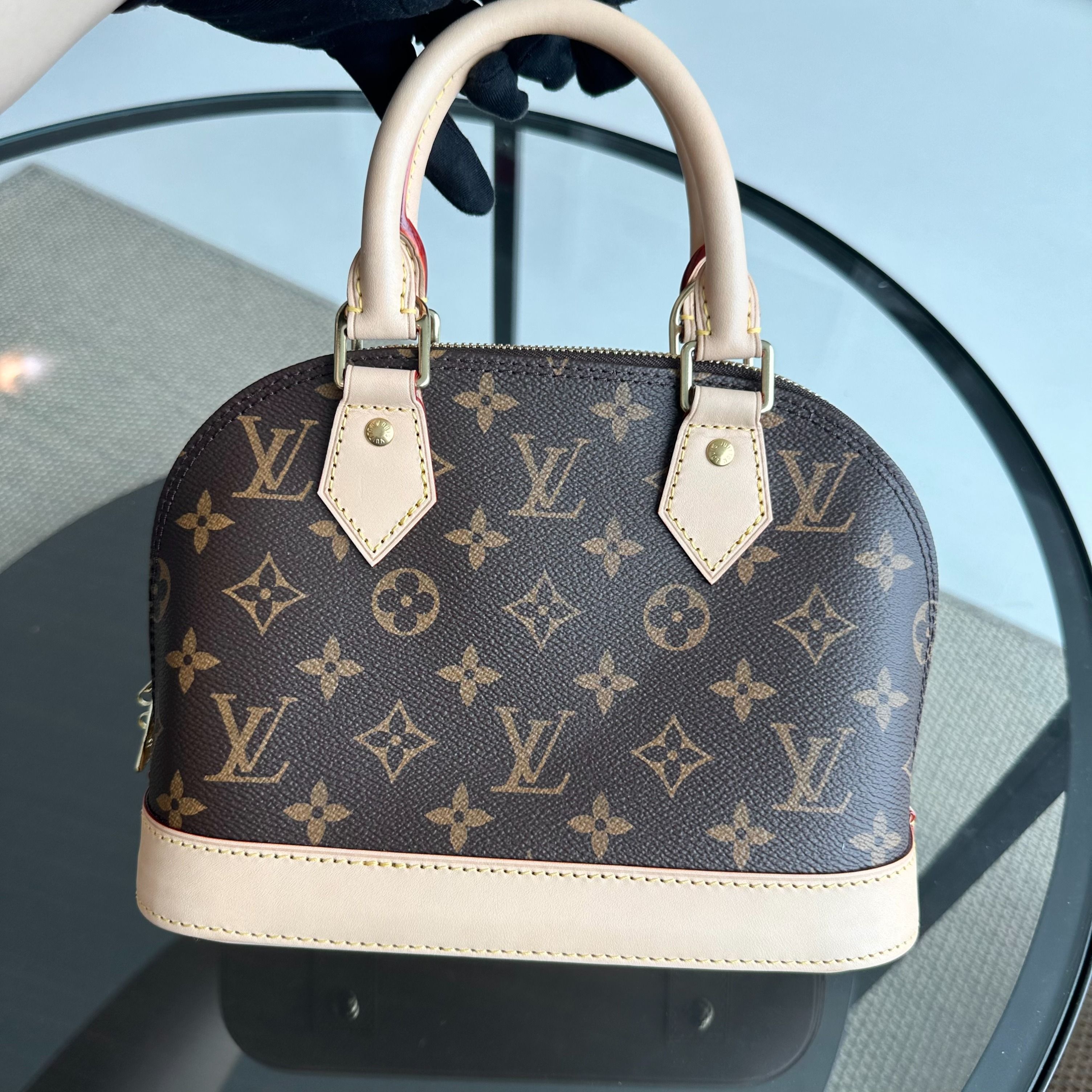 *Brand New Full Set* Louis Vuitton LV Alma BB Monogram Cross Body Leather Bag - Luxury Evermore