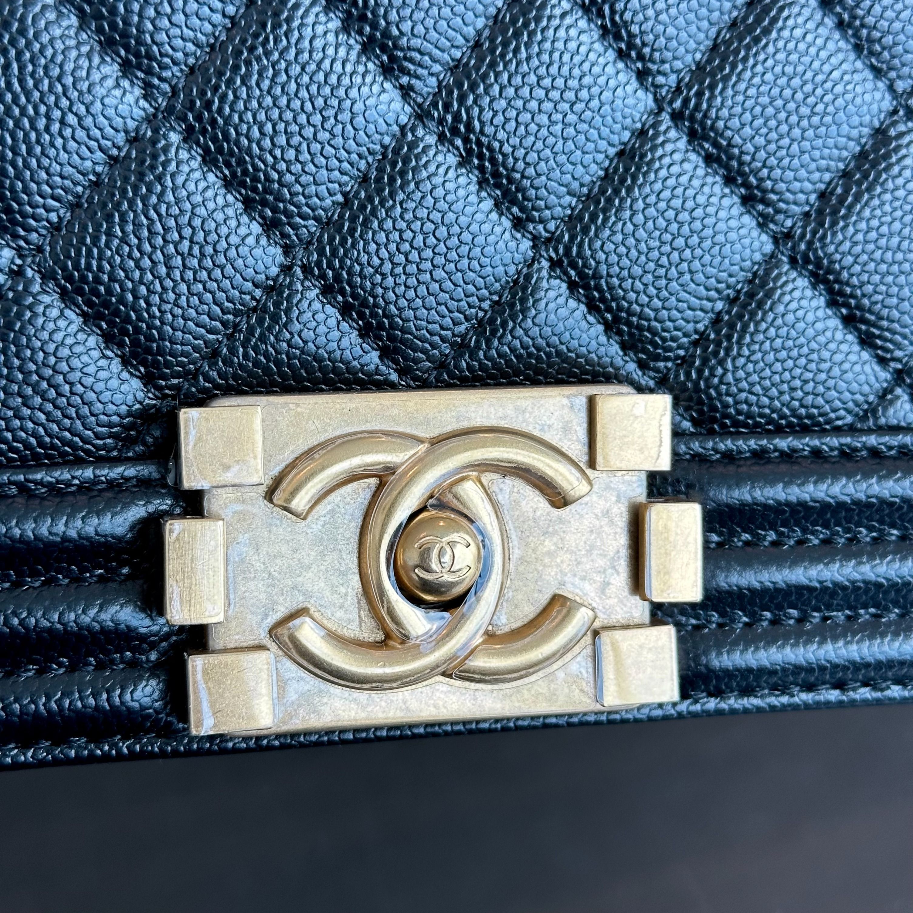 *Brand New, Full Set, Receipt* Chanel Boy Caviar Old Medium 25CM Quilted Calfskin Leboy Black GHW No 28 - Luxury Evermore