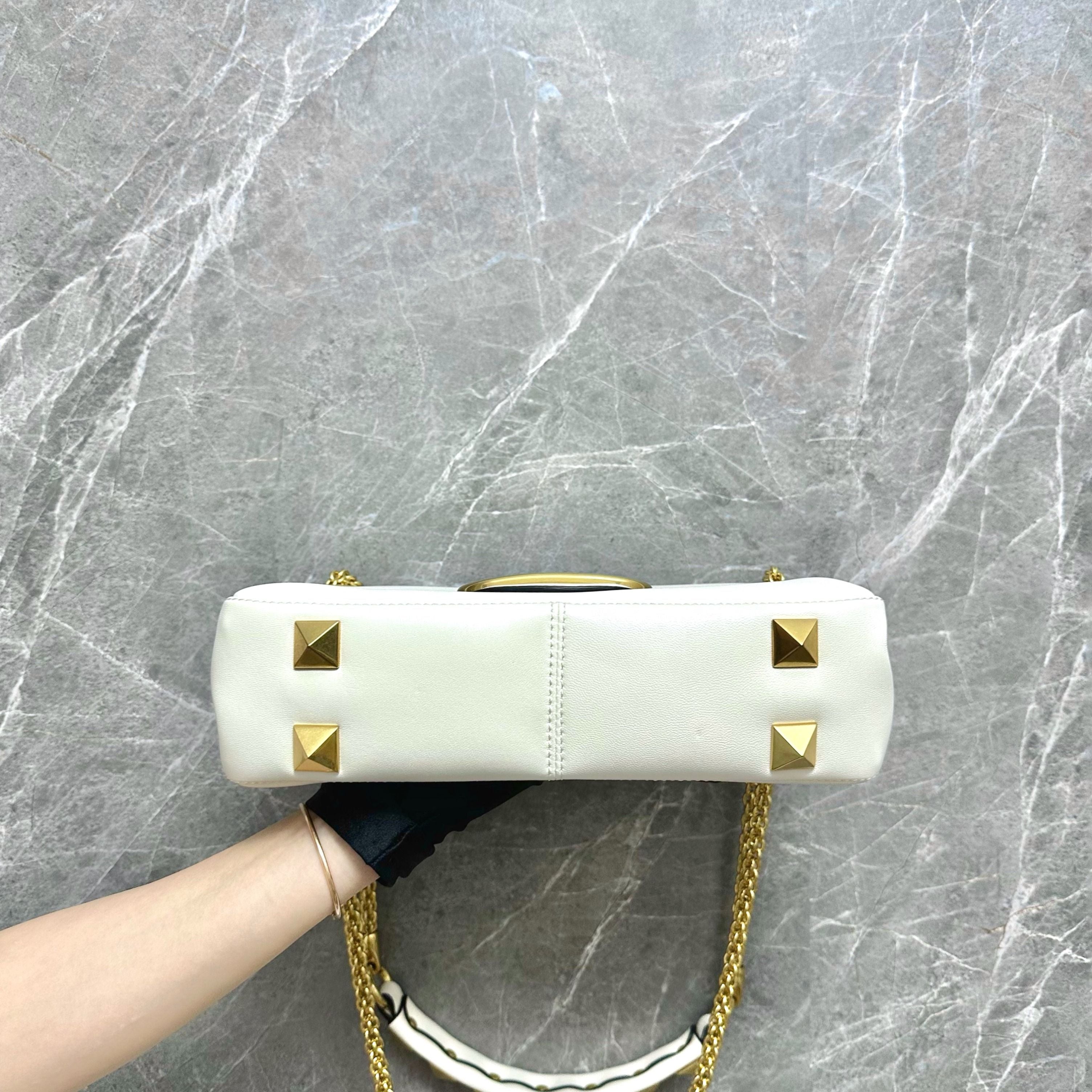 *Brand New Full Set* Valentino Stud Sign Nappa White Leather Shoulder Bag - Luxury Evermore