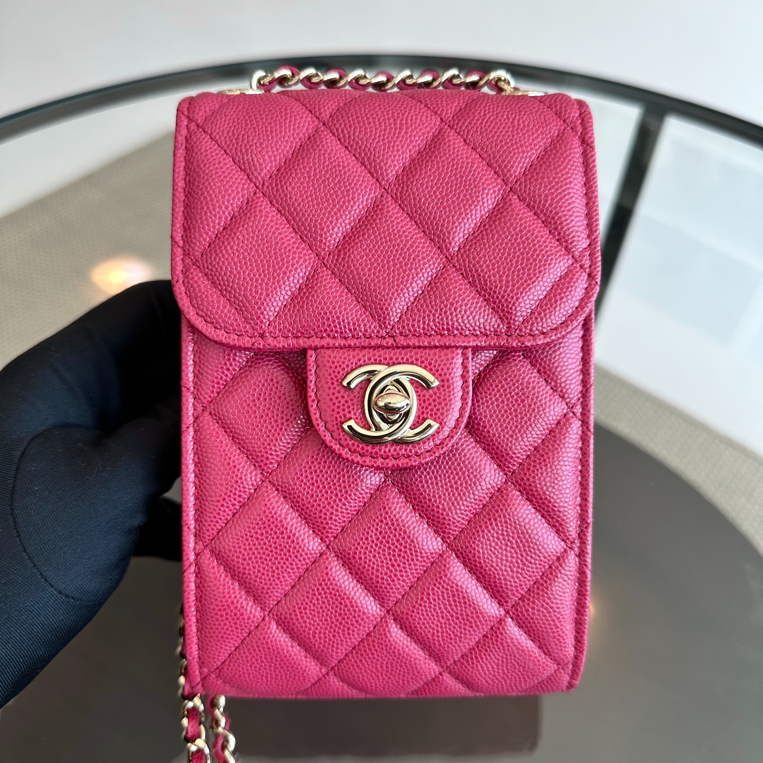 *Brand New, Receipt Full Set* Chanel Caviar Phone Holder Chain Shoulder Bag No 29 - Luxury Evermore