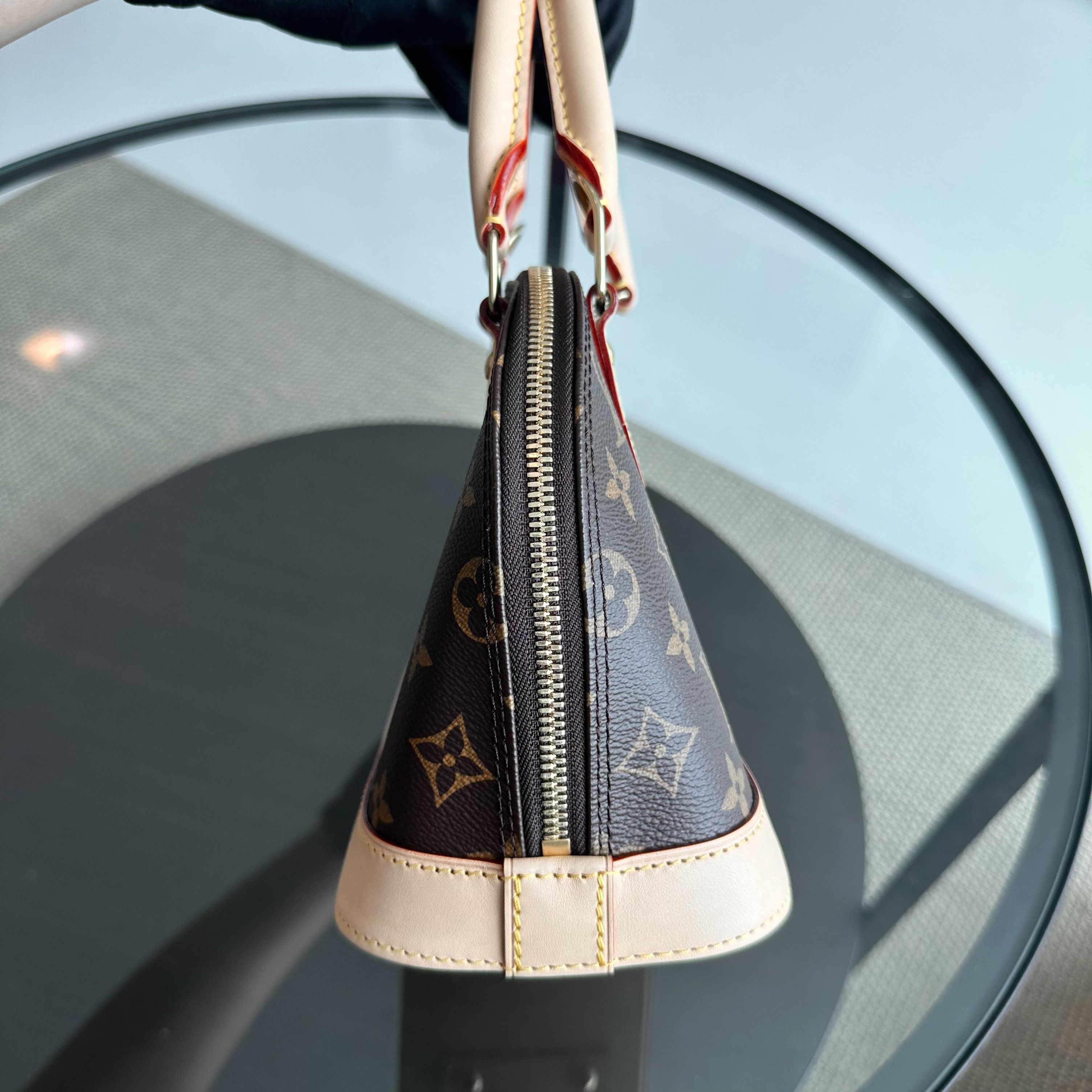 *Brand New Full Set* Louis Vuitton LV Alma BB Monogram Cross Body Leather Bag