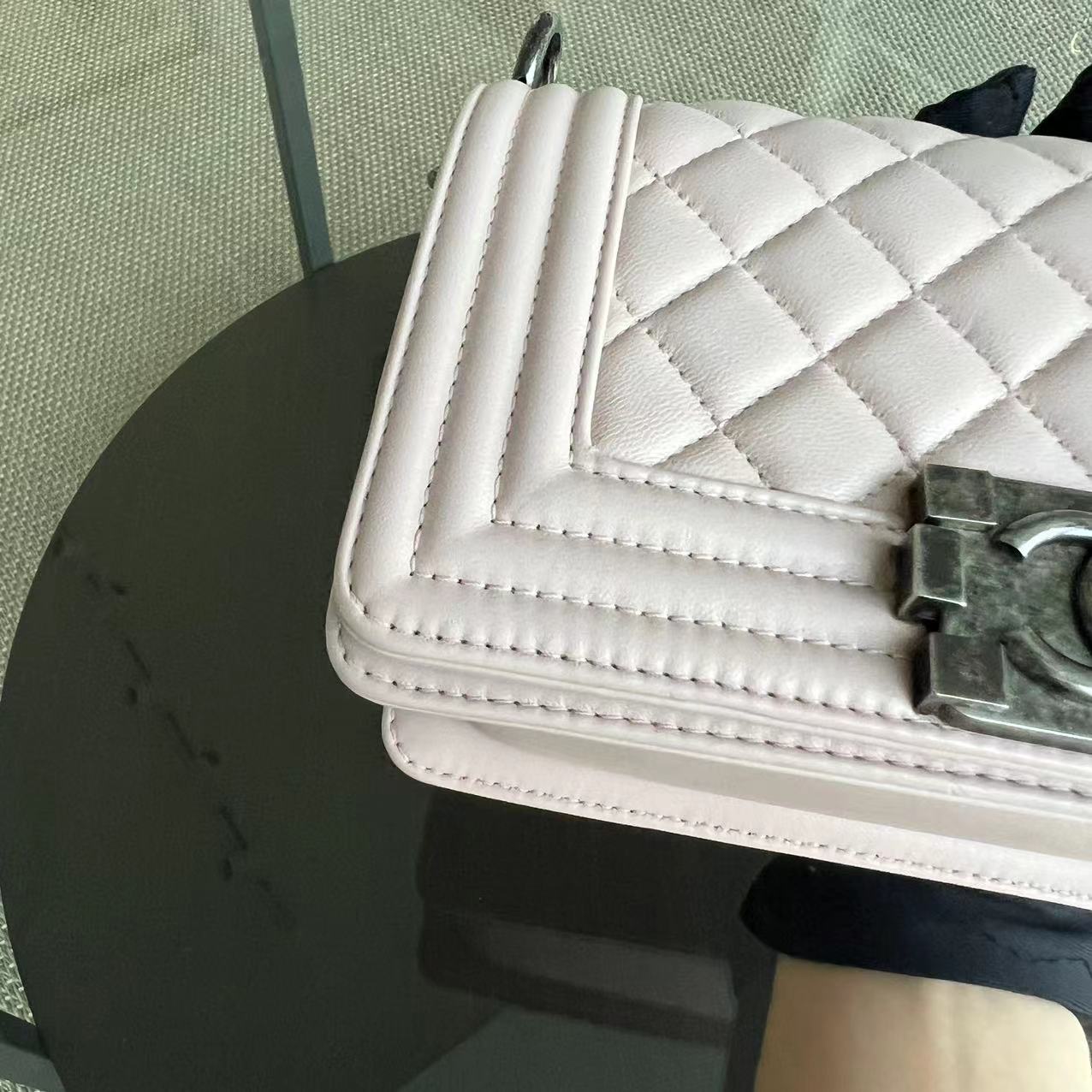 Chanel Boy Small - 20CM Quilted Lambskin Light Pink Ruthenium Silver Hardware Series 19