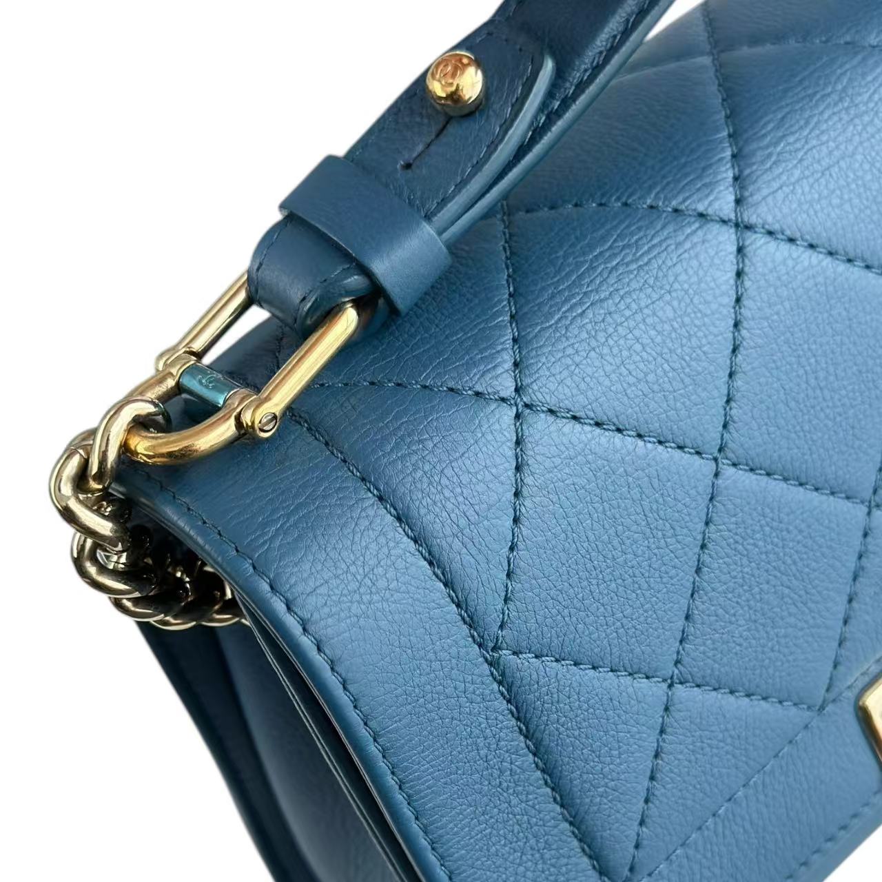 Chanel Label Click Flap - Small Quilted Calfskin Blue Gold Hardware Series 23