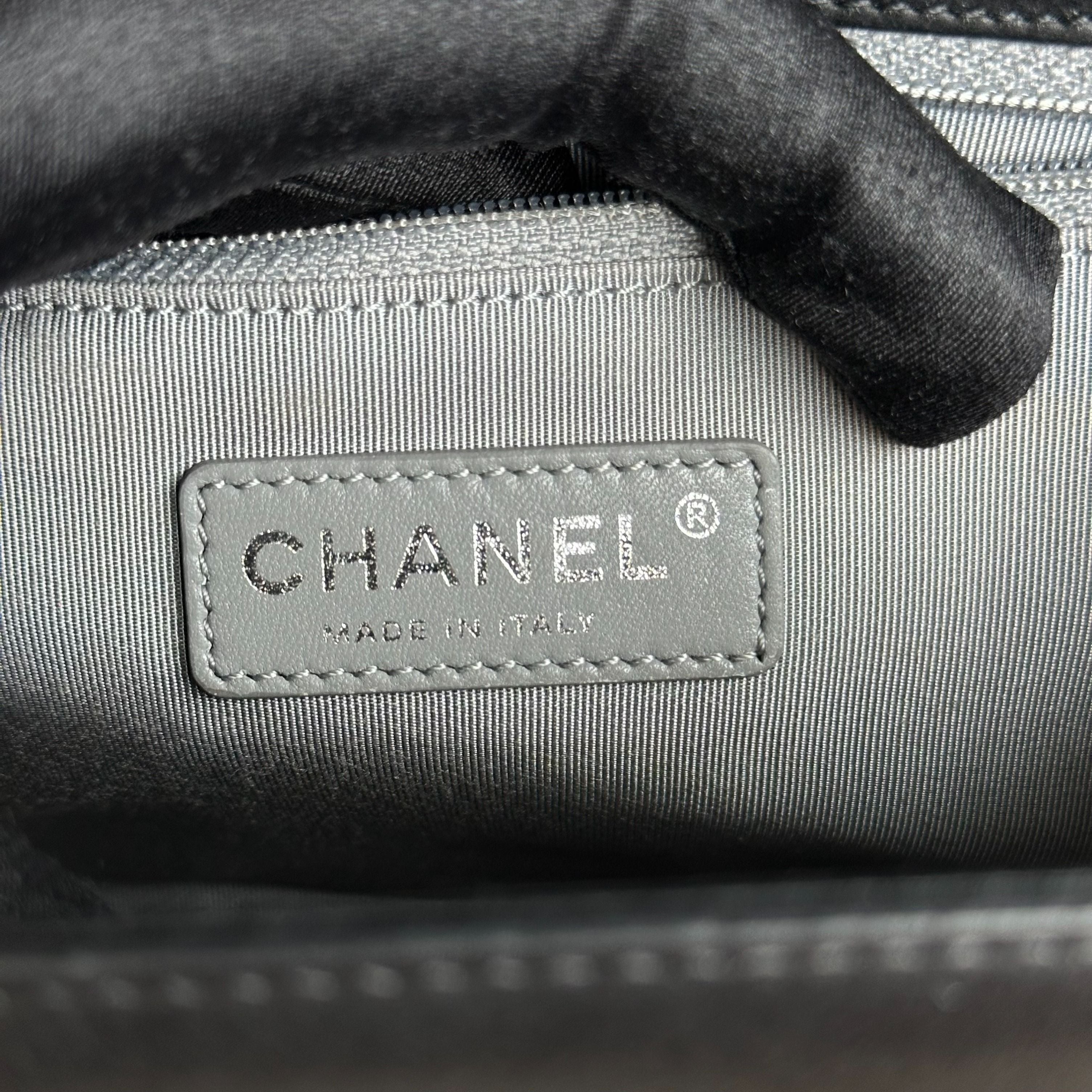 *Calfskin* Chanel Calfskin Boy New Medium 28CM Quilted Black Leboy RSHW No 19 - Luxury Evermore