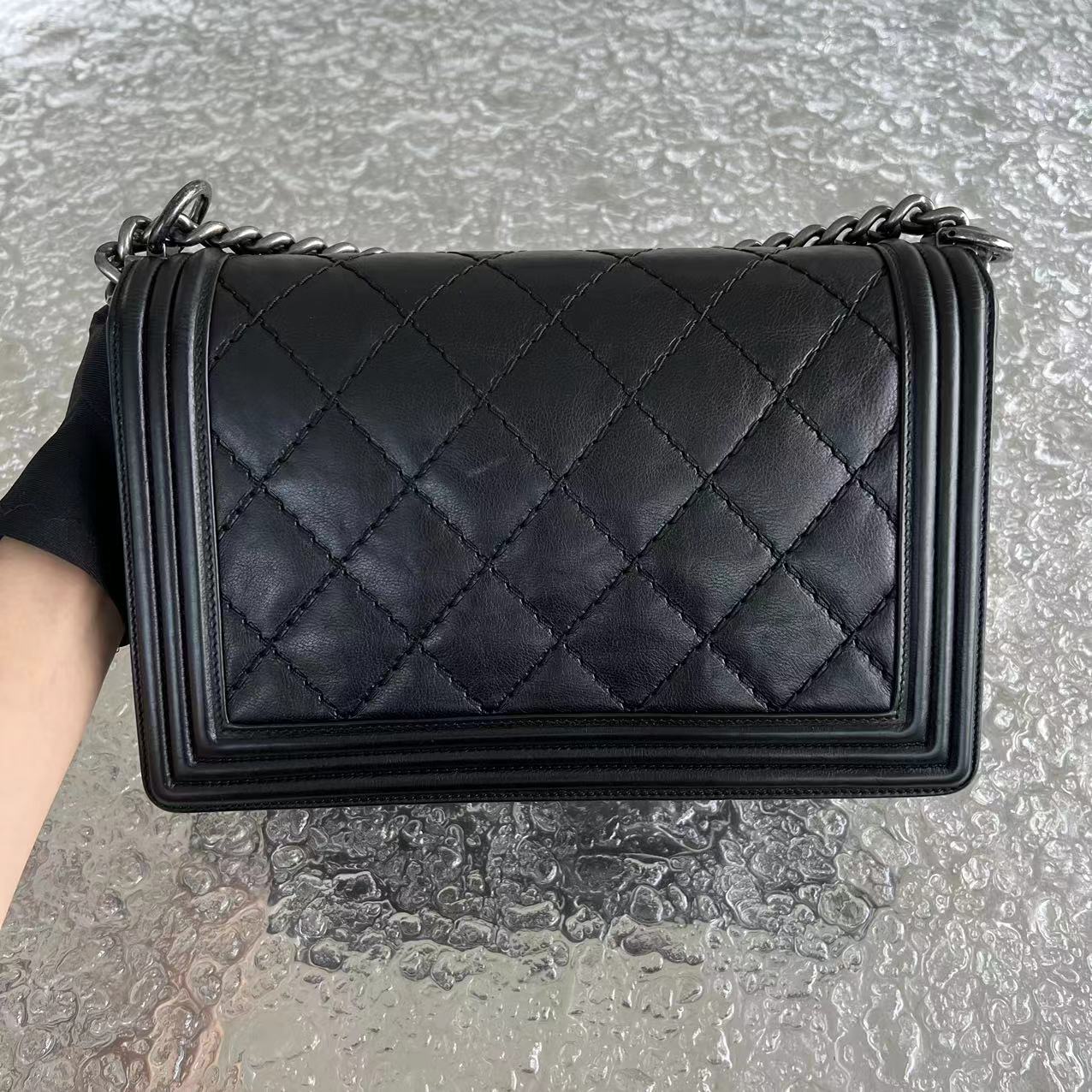 Boy New Medium 25CM Quilted Calfskin Black Ruthenium Silver Hardware Series 18