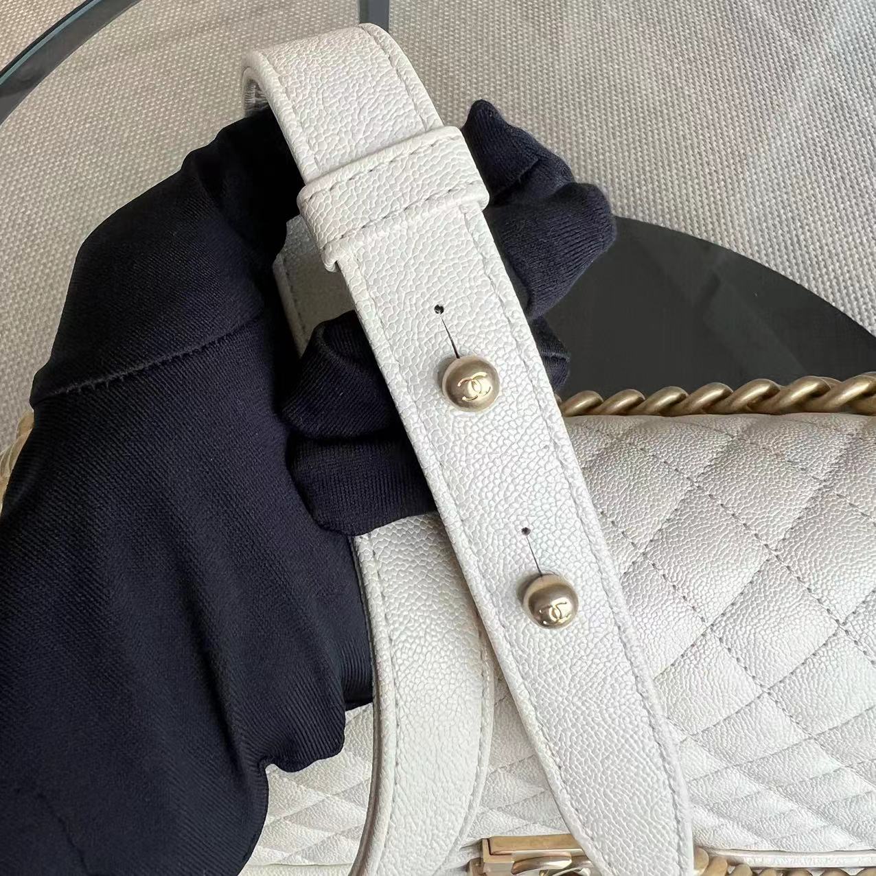 Caviar Boy Medium 25CM Quilted White Golden Hardware Series 26