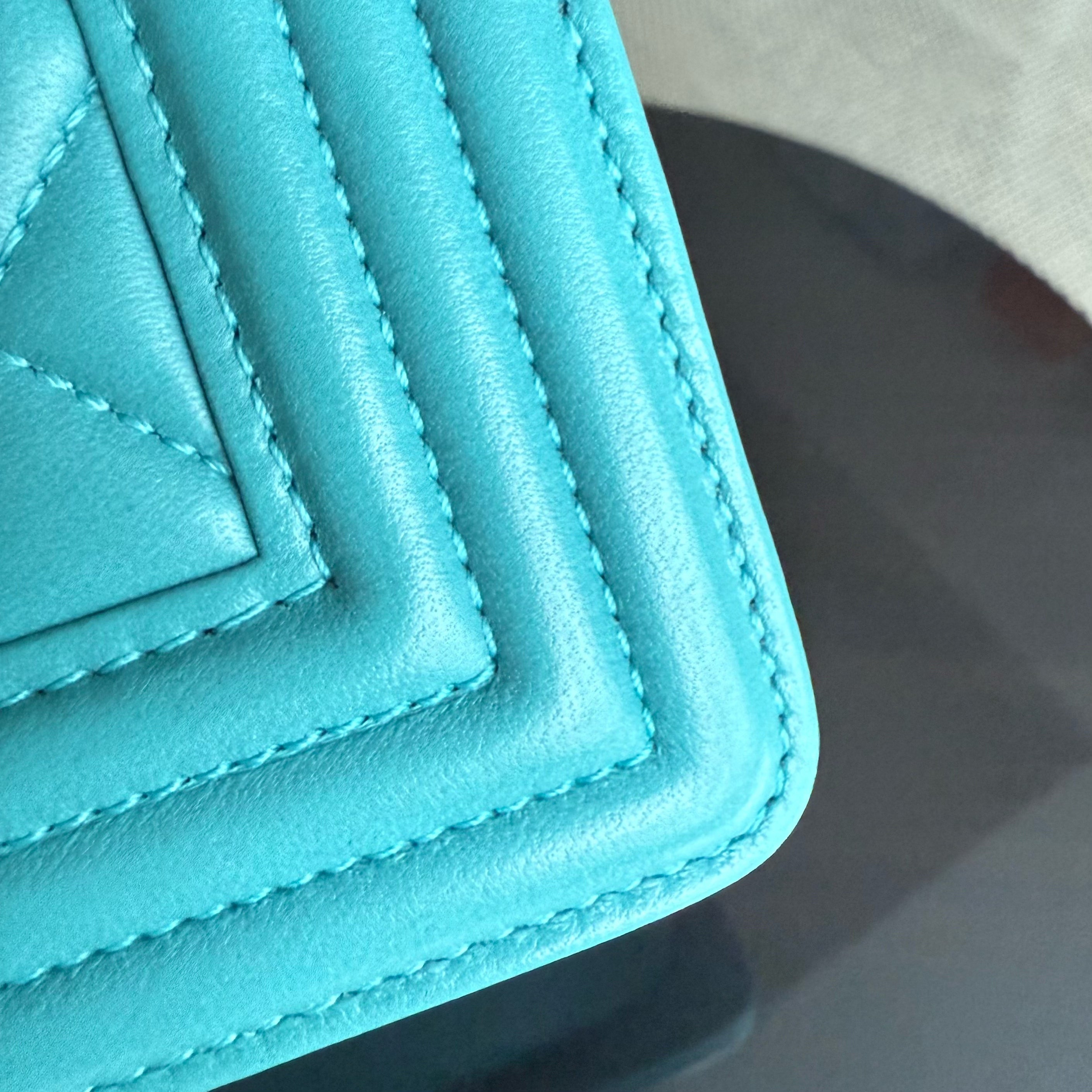 Chanel Boy Medium - 25CM Quilted Lambskin Blue Ruthenium Silver Hardware Series 19
