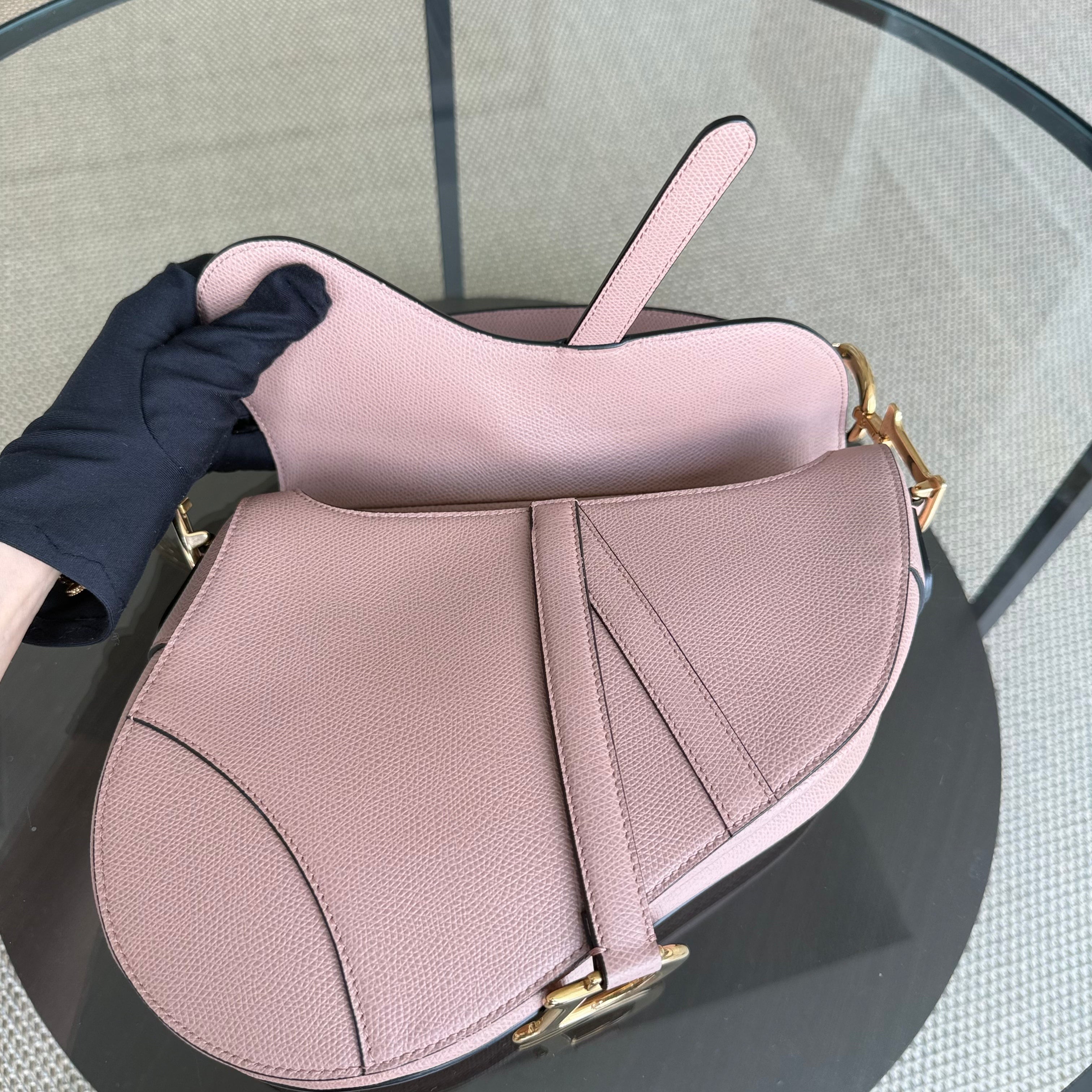 Dior Saddle Medium - Grained Calfskin Blush Gold Hardware