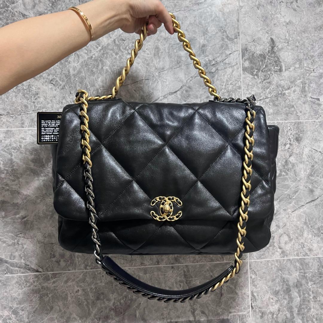 Chanel 19 Bag Maxi Lambskin Black with Gold Hardware No 30 - Luxury Evermore