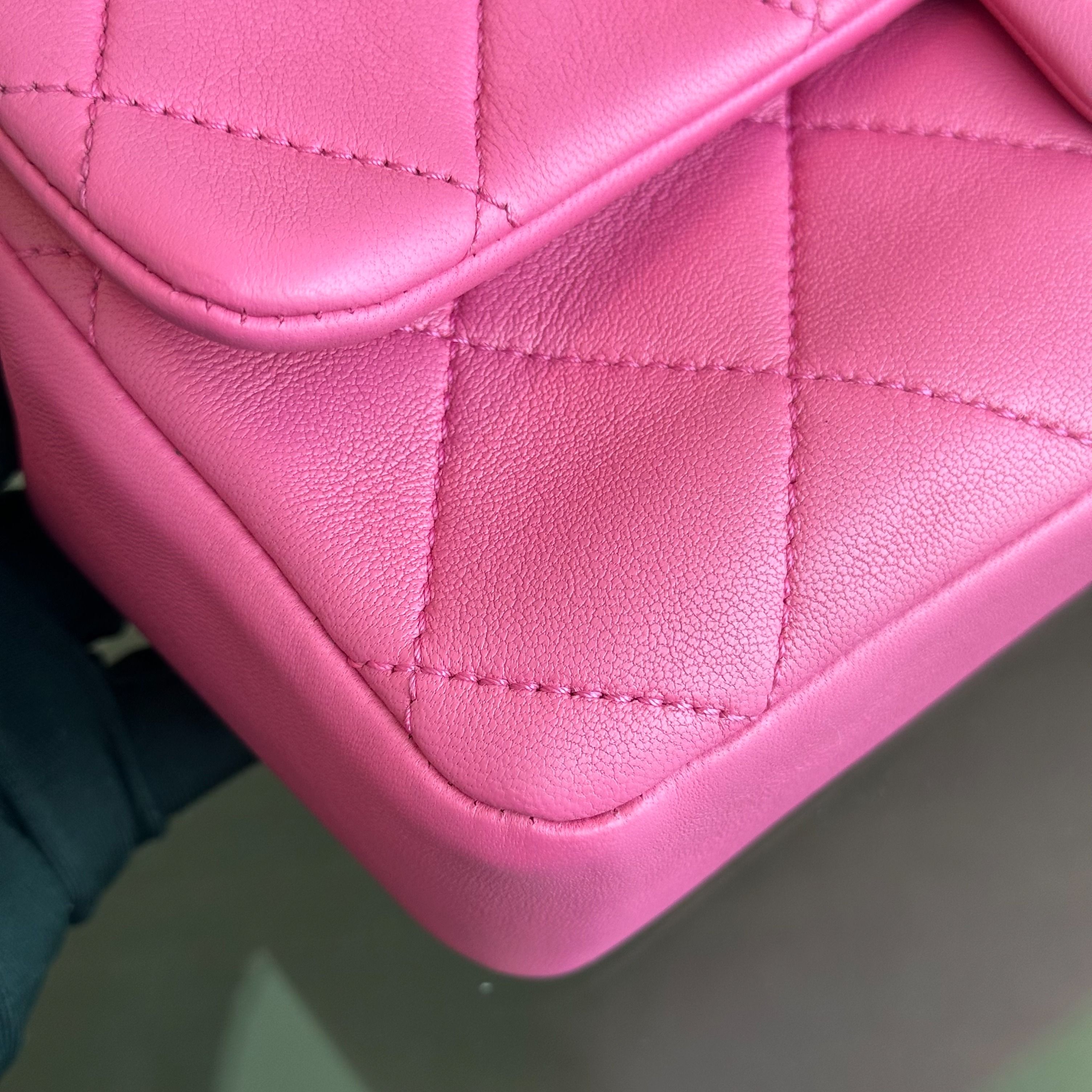 Chanel 2020 Elegant Resin Chain Classic Flap Quilted Lambskin Hot Pink GHW No 29 - Luxury Evermore