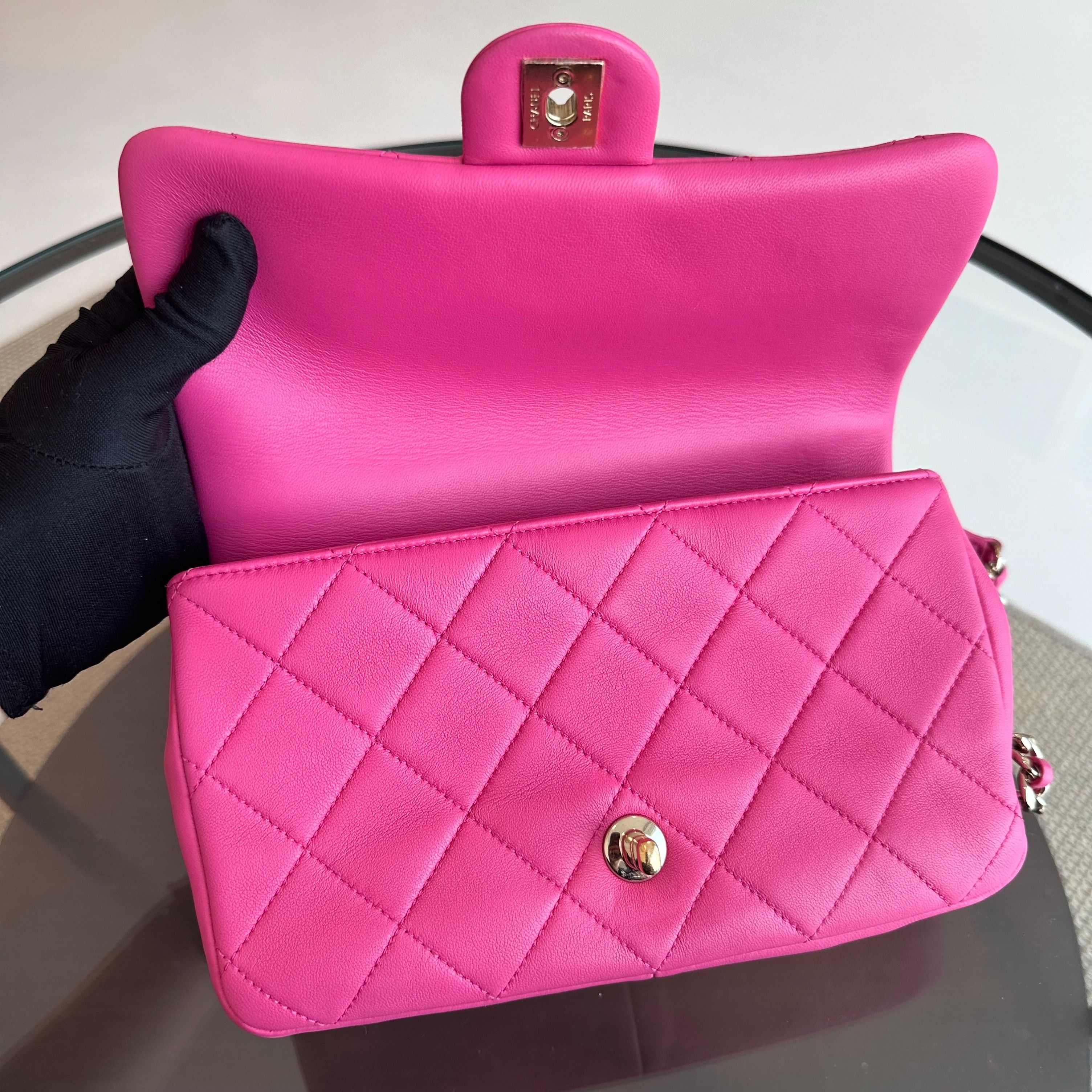 Chanel 2020 Elegant Resin Chain Classic Flap Quilted Lambskin Hot Pink GHW No 29 - Luxury Evermore