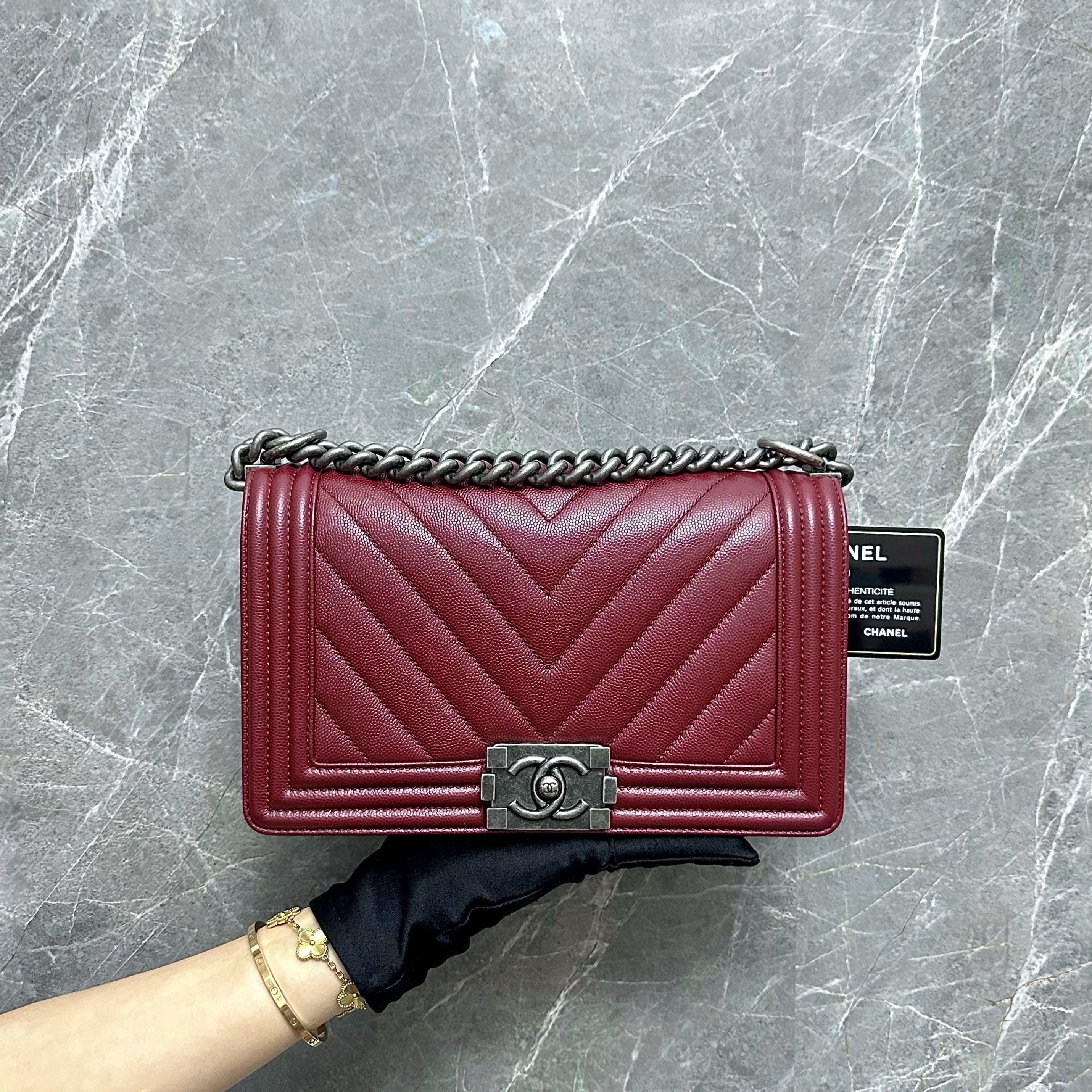 Chanel Boy Caviar Old Medium 25cm Burgundy RHW No 24 - Luxury Evermore