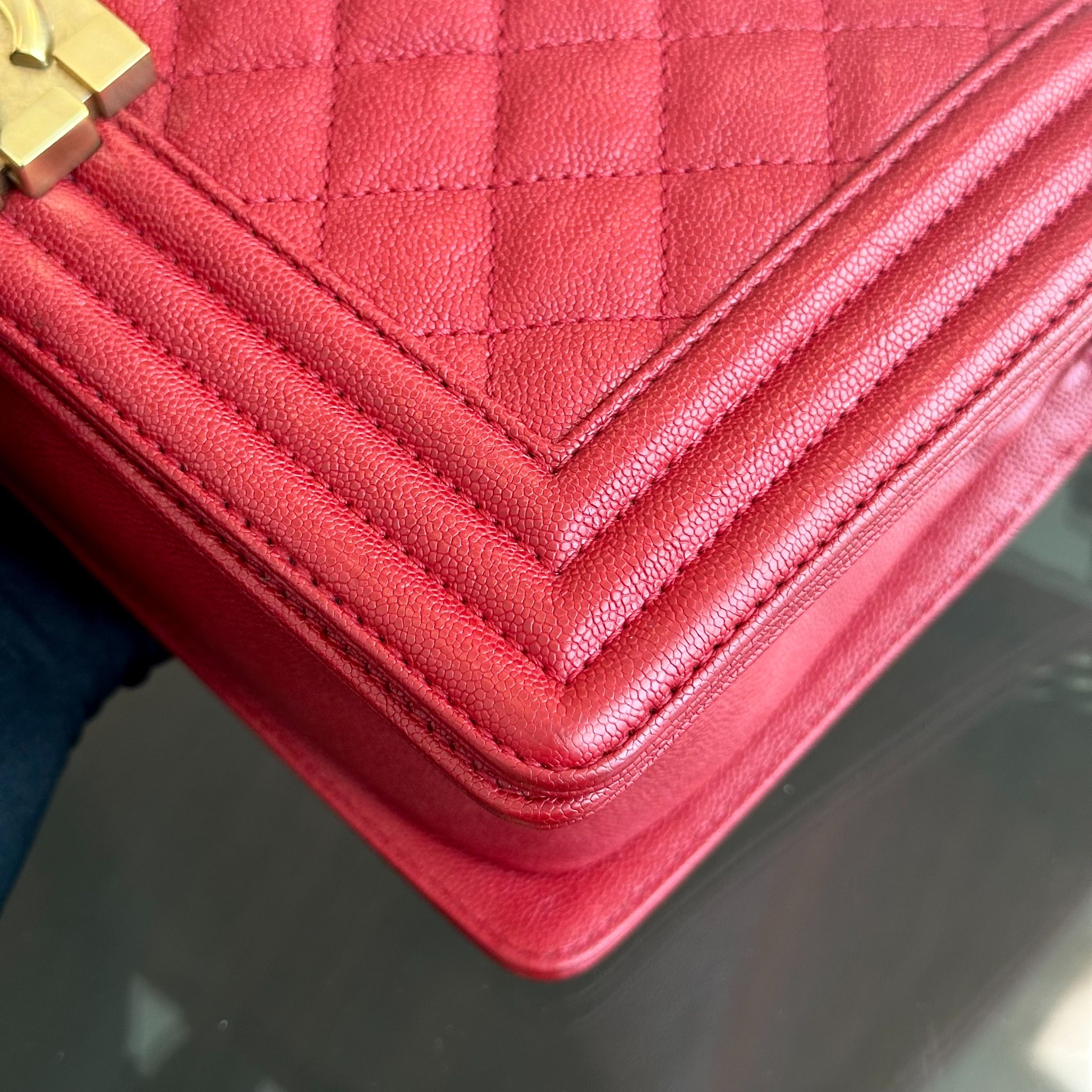 Chanel Boy Caviar Old Medium 25CM Quilted Calfskin Leboy Red GHW No 26 - Luxury Evermore