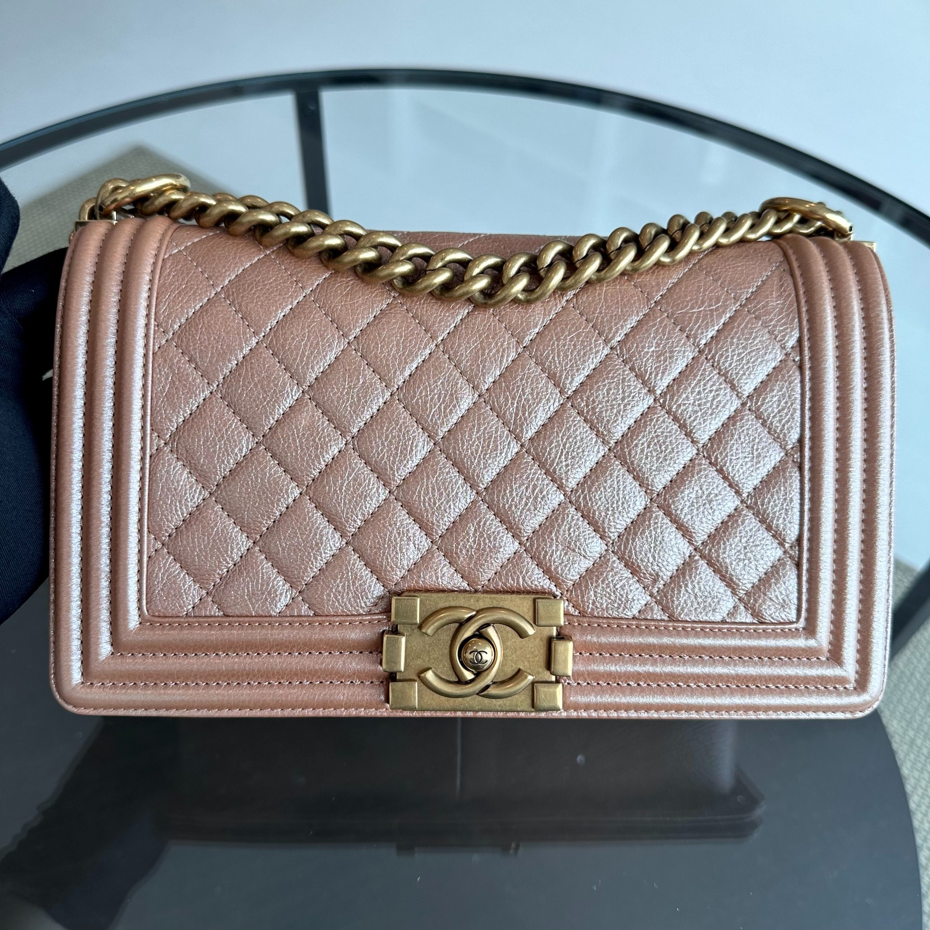 Chanel Boy Grained Calfskin Old Medium 25CM Leboy Iridescent Pink GHW No 20 - Luxury Evermore