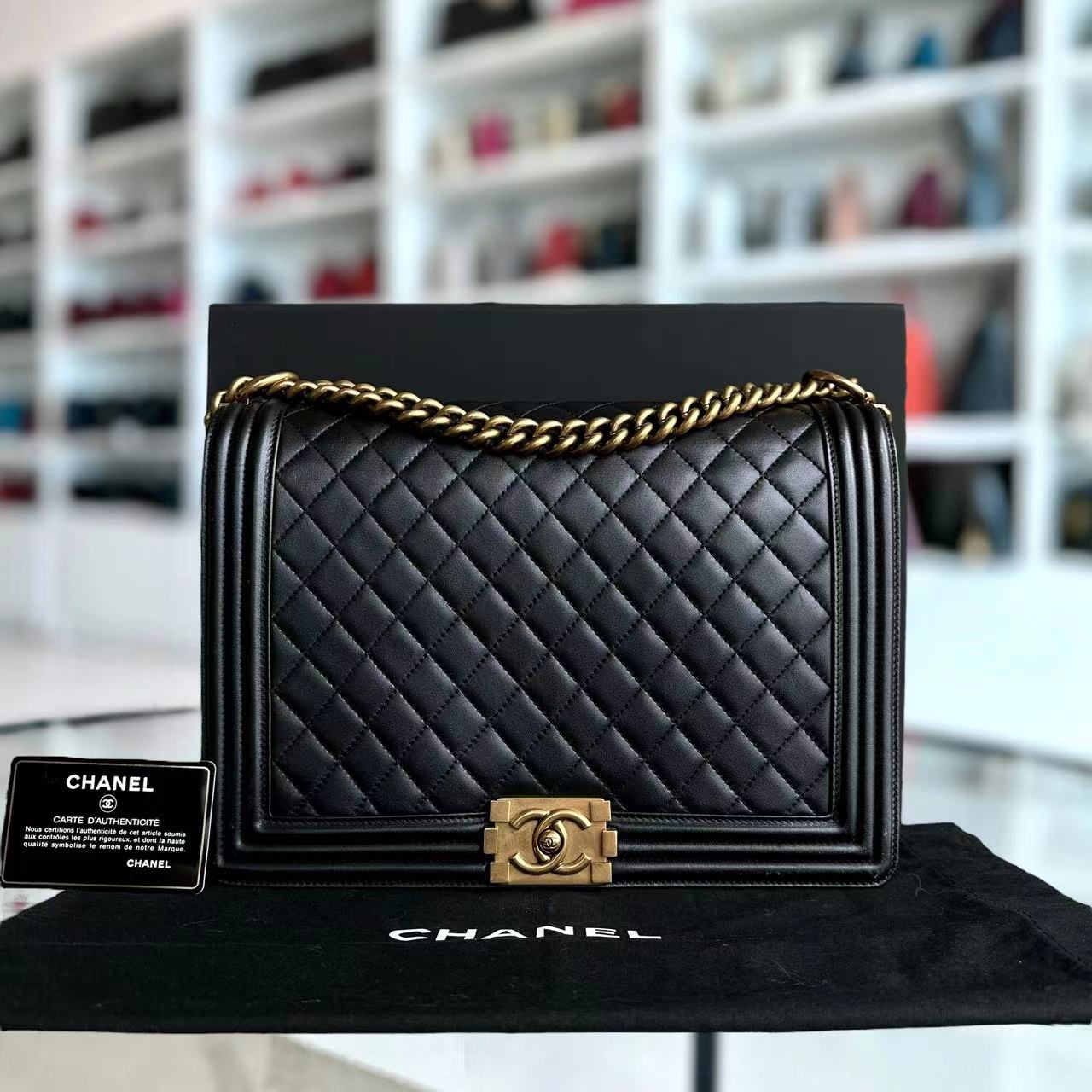 Chanel boy 19 sale