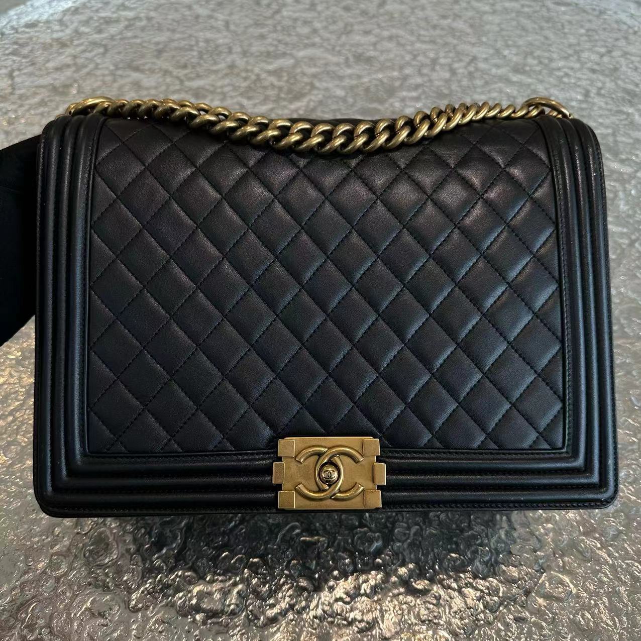 Chanel Boy Large 30CM Quilted Lambskin Leboy Black GHW No 19 - Luxury Evermore