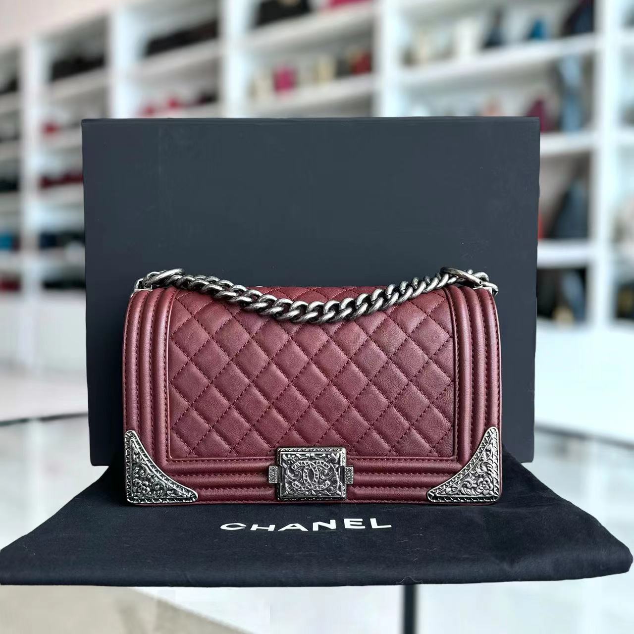 Chanel Boy Limited Edition Old Medium Quilted Grained Calfskin With Metal Edegs Burgundy Leboy RSHW No 19 - Luxury Evermore