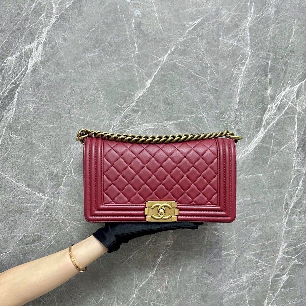 Chanel Boy Medium Lambskin Burgundy Gold No 19 - Luxury Evermore