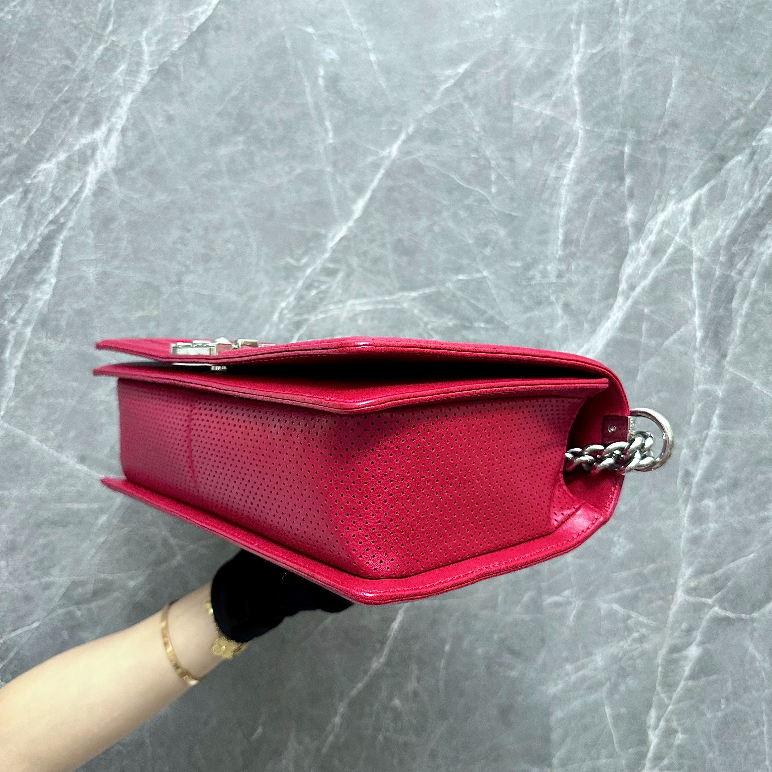 Chanel Boy New Medium 28cm Lambskin Leboy Red SHW No 19 - Luxury Evermore