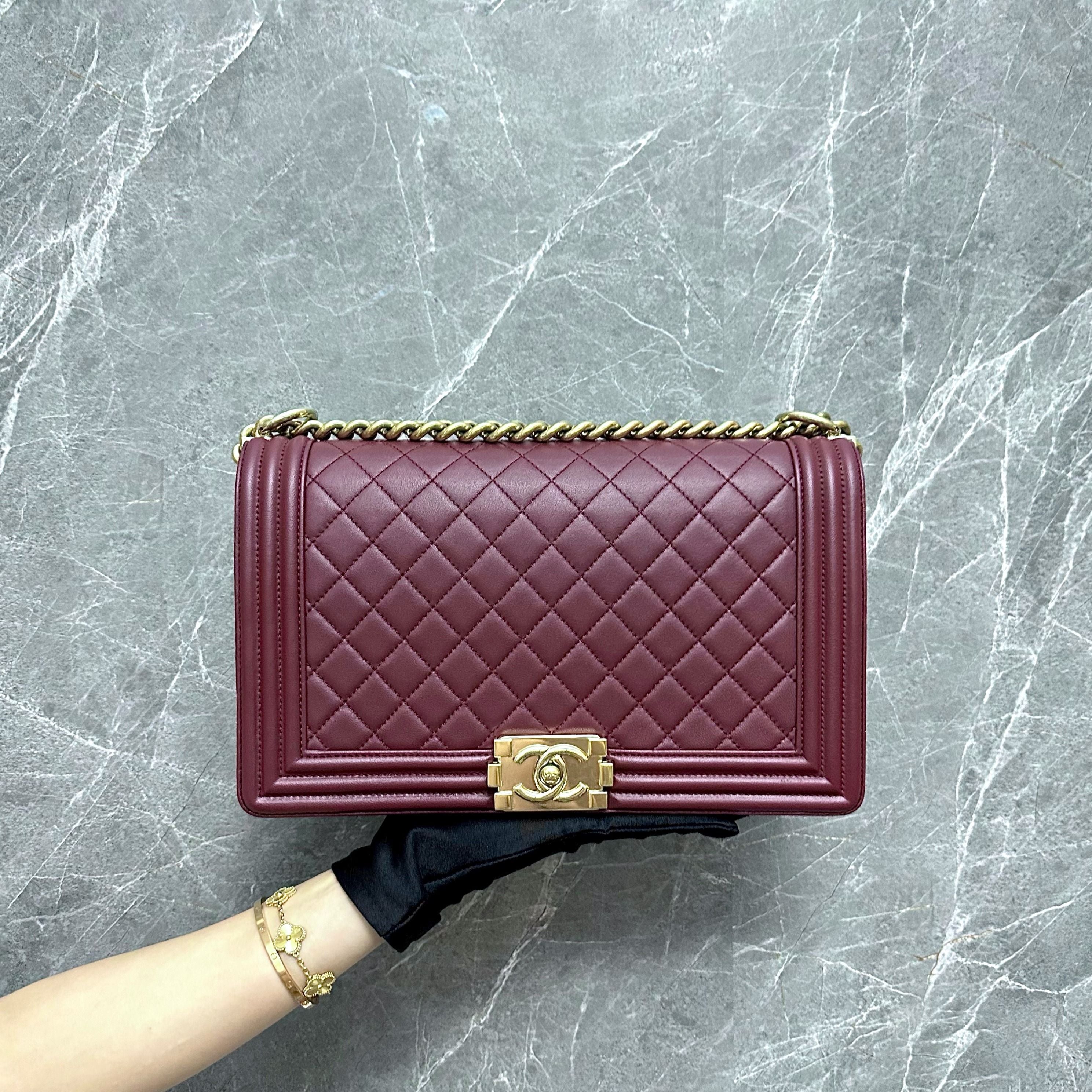 Chanel Boy New Medium Lambskin Burgundy GHW No 22 - Luxury Evermore