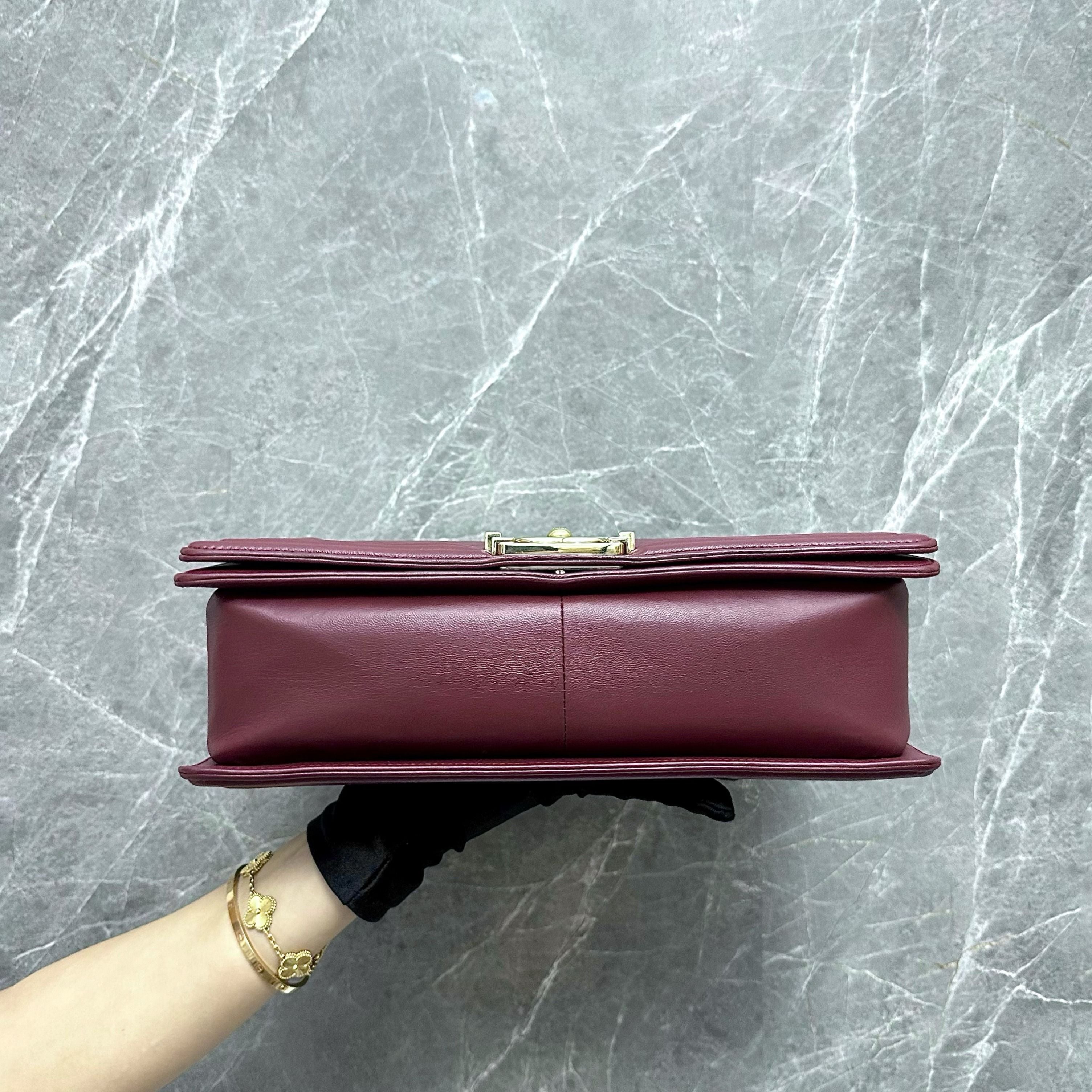 Chanel Boy New Medium Lambskin Burgundy GHW No 22 - Luxury Evermore