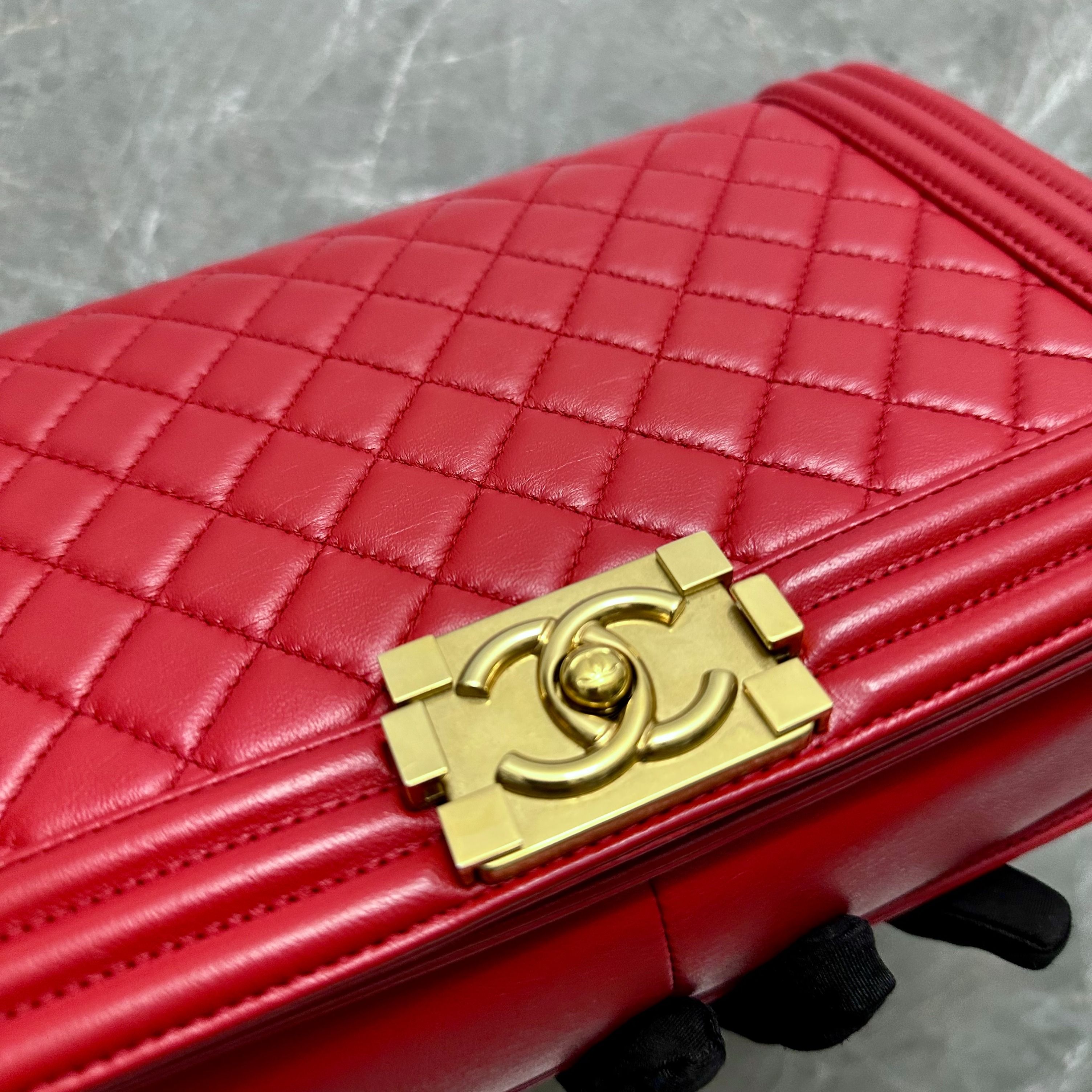 Chanel Boy New Medium Lambskin Red GHW No 21 - Luxury Evermore