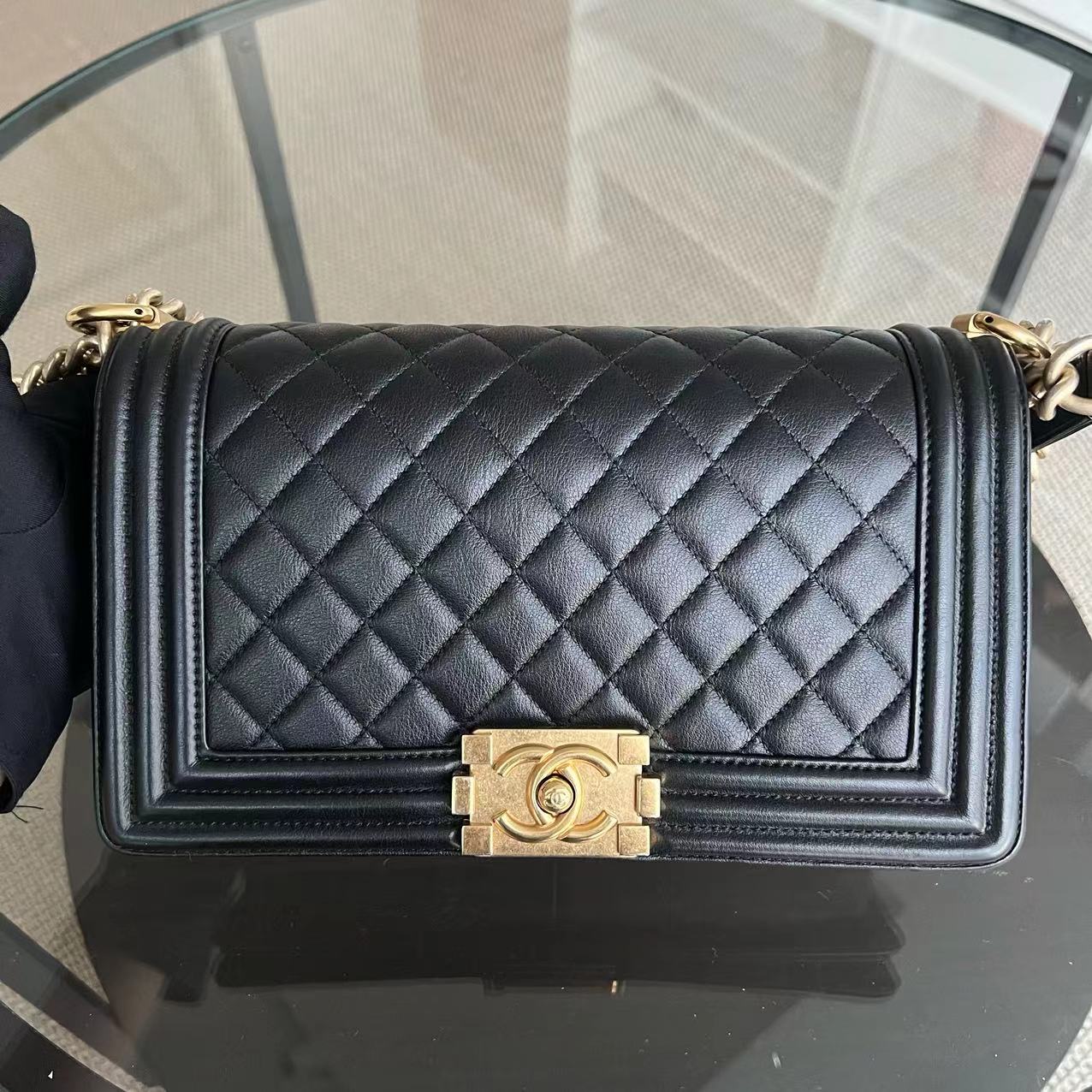 Chanel Boy Old Medium 25CM Quilted Calfskin Black Leboy Golden Hardware Series 20 - Luxury Evermore