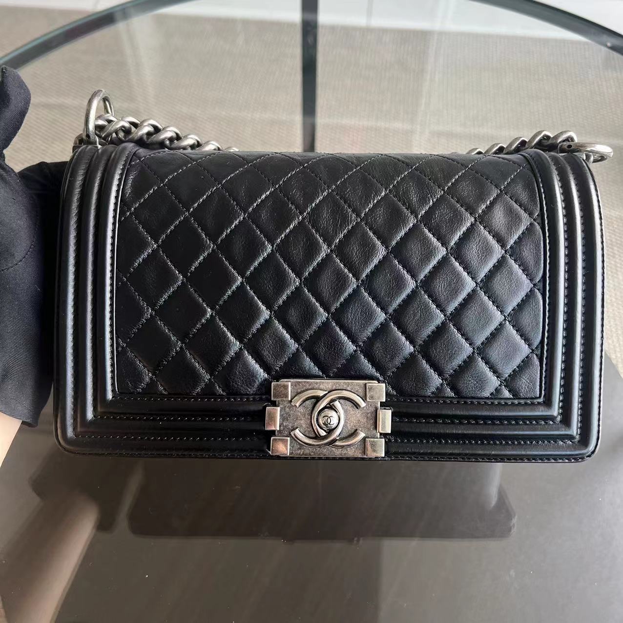 Chanel Boy Old Medium 25CM Quilted Calfskin Black Leboy Silver Hardware Series 17 - Luxury Evermore