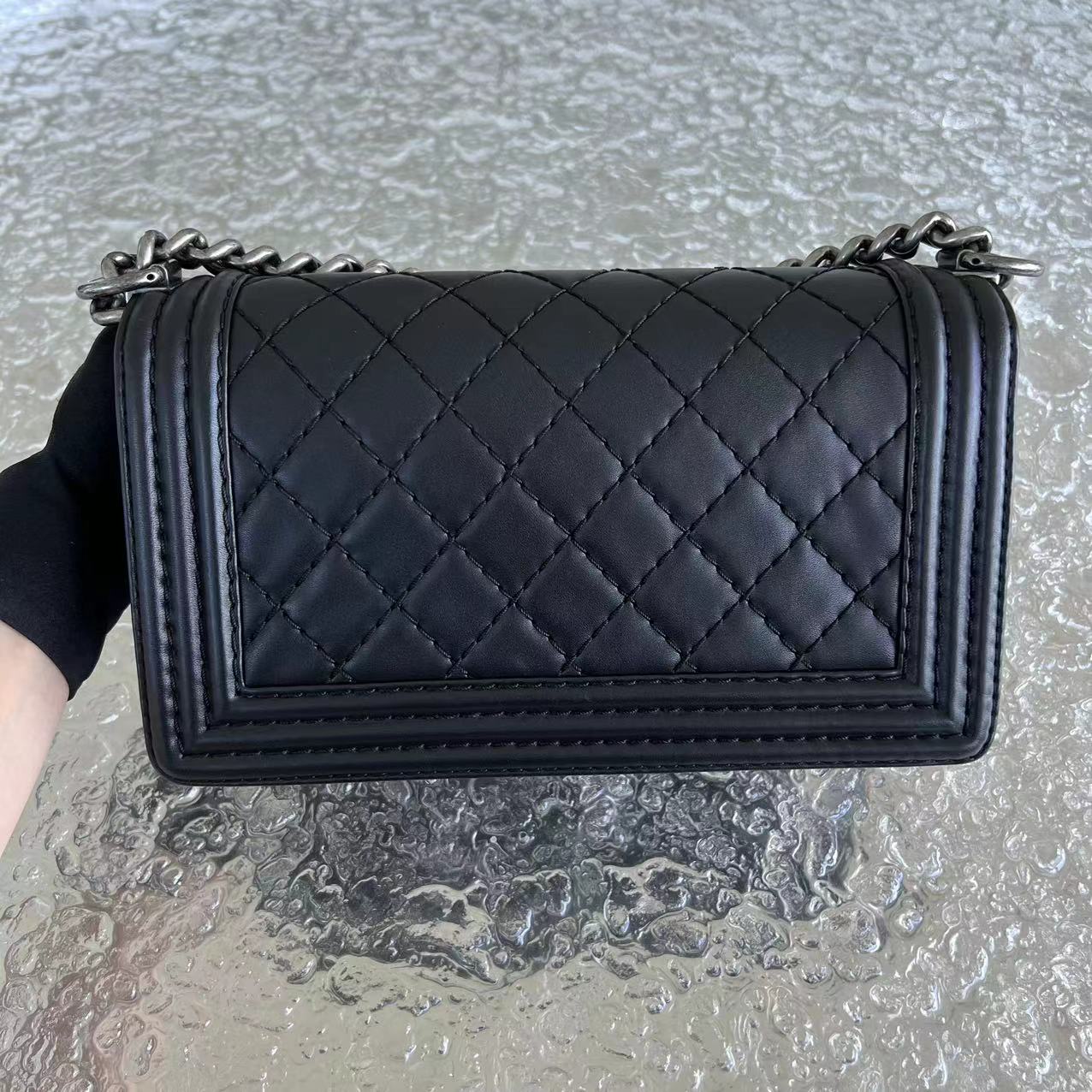 Chanel Boy Old Medium 25CM Quilted Calfskin Black Silver Hardware Leboy Series 18 - Luxury Evermore