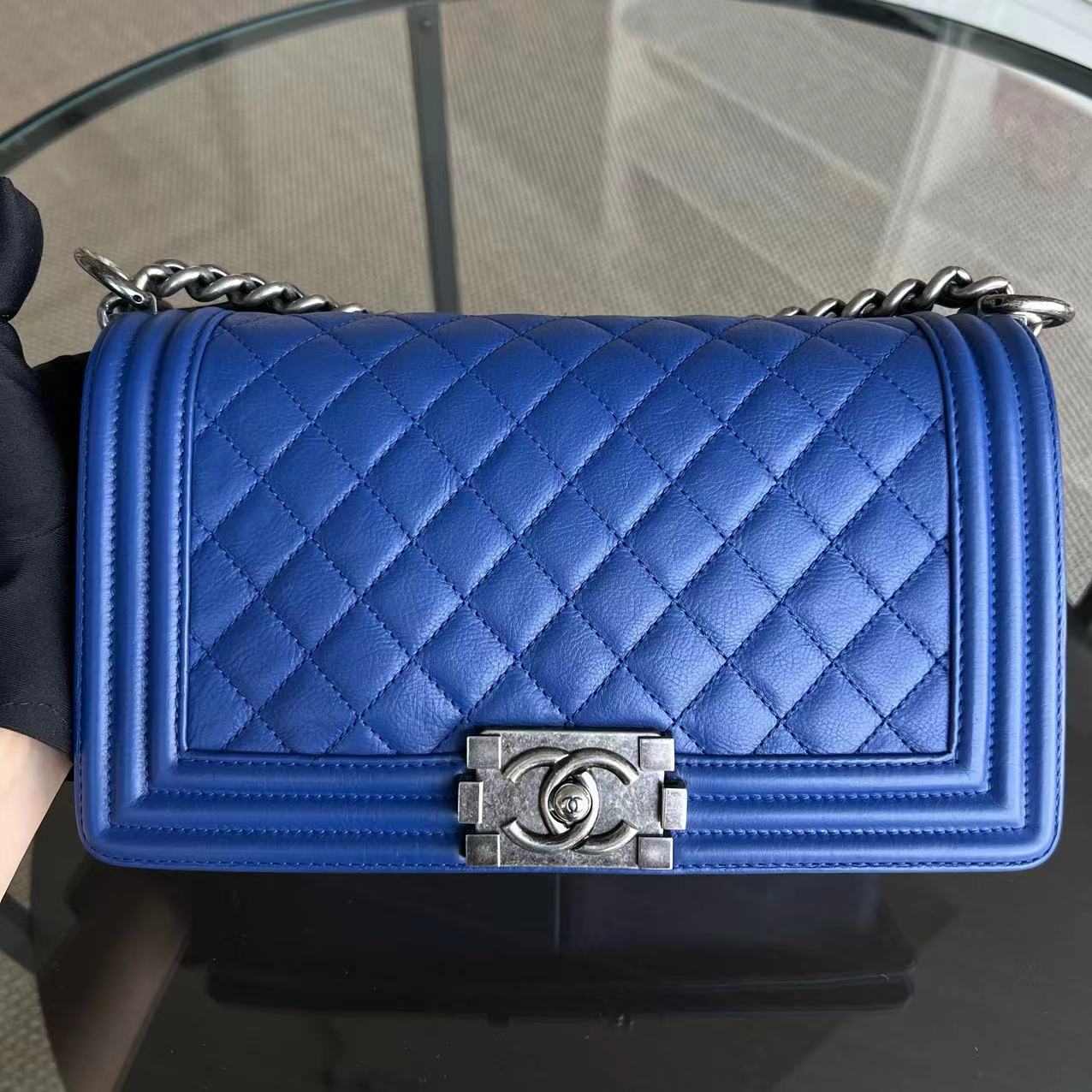 Chanel Boy Old Medium 25CM Quilted Calfskin Blue Leboy Silver Hardware Series 18 - Luxury Evermore