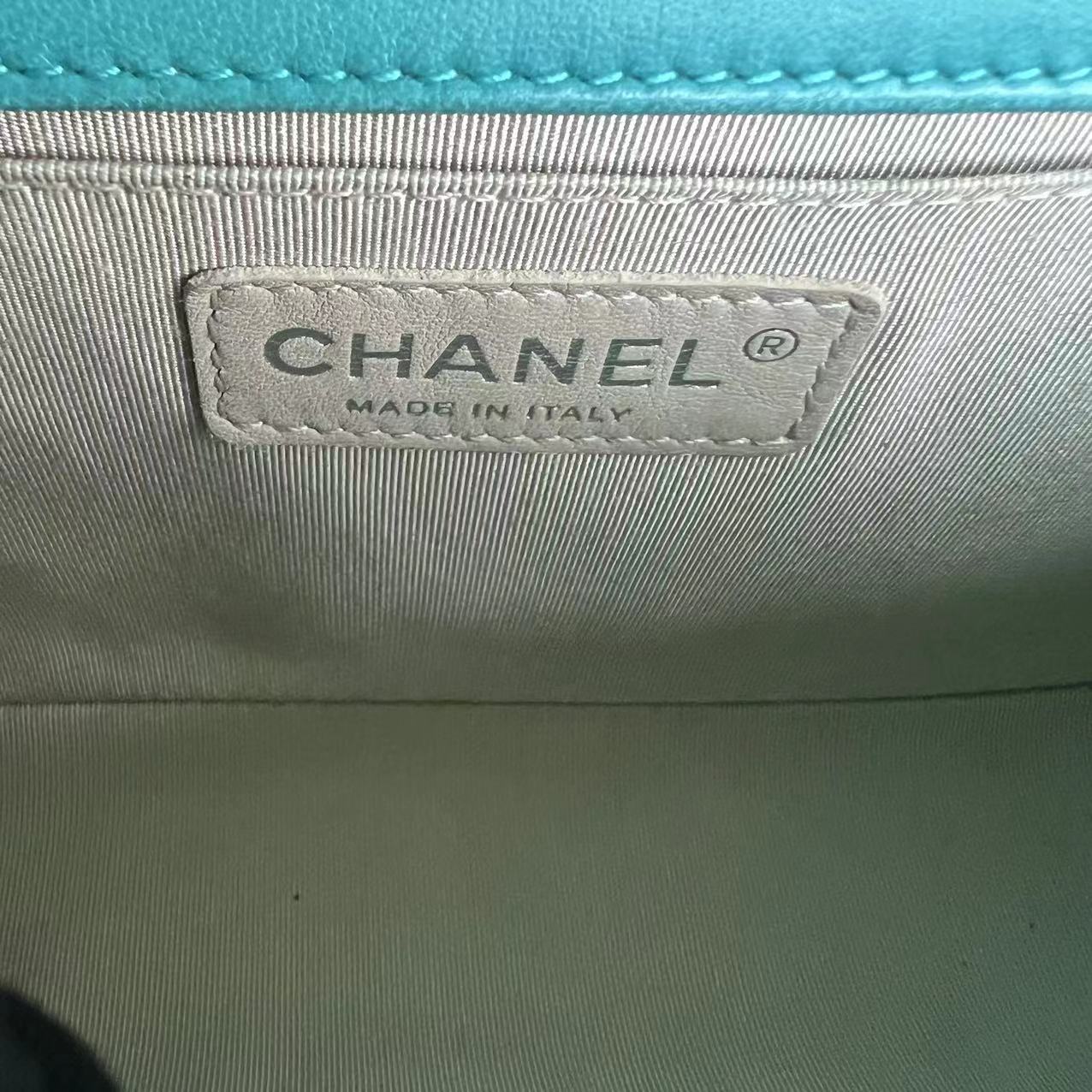 Chanel Boy Old Medium 25CM Quilted Lambskin Tiffany Blue Leboy Ruthenium Silver Hardware Series 19 - Luxury Evermore