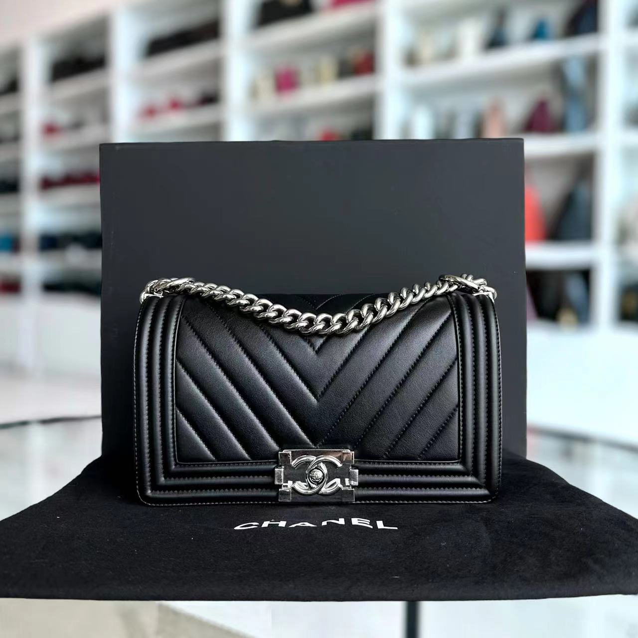 Chanel Boy Old Medium Chevron Calfskin Black Silver Hardware Series 22 - Luxury Evermore