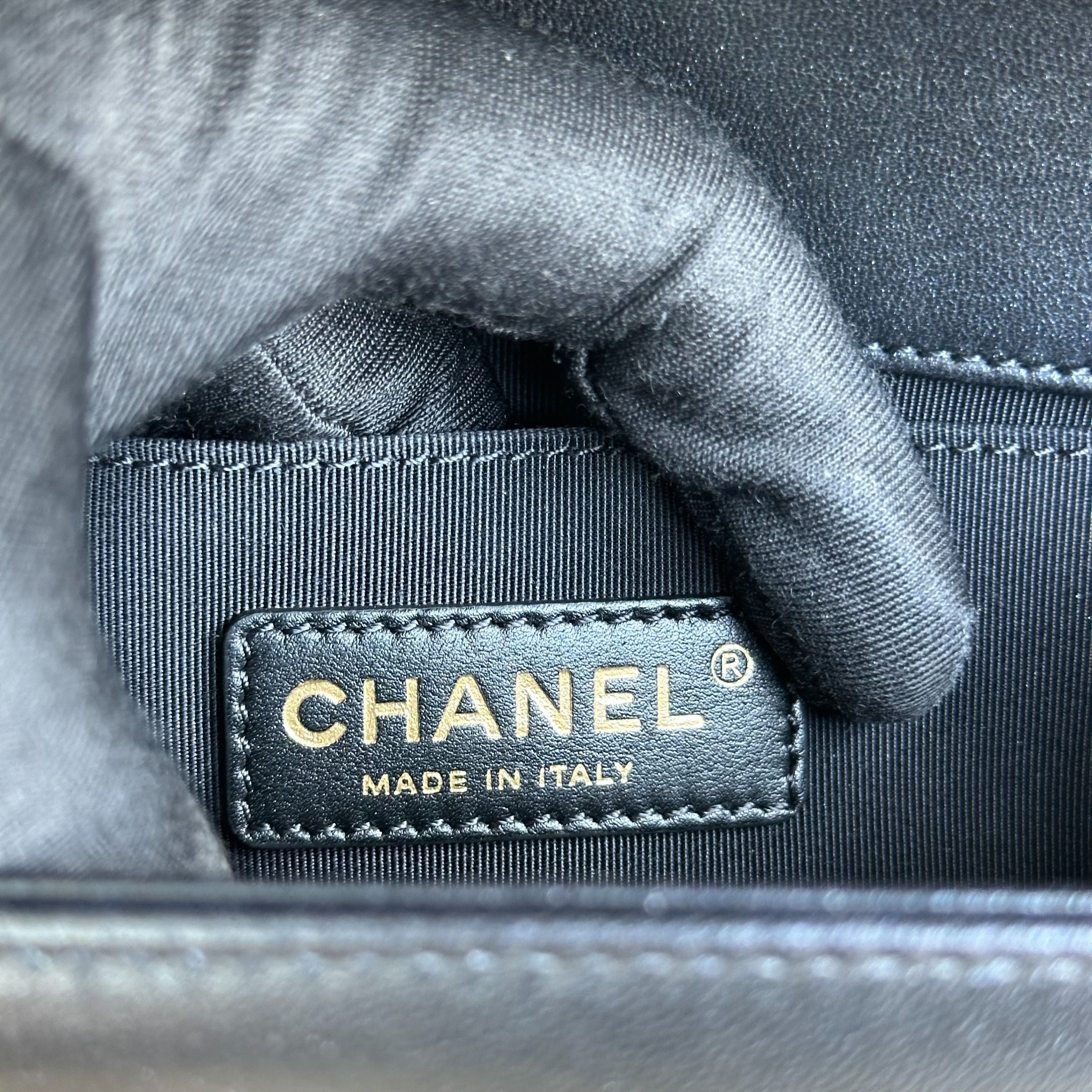 Chanel Boy Small 20CM Quilted Lambskin Leboy Iridescent Black GHW No 19 - Luxury Evermore