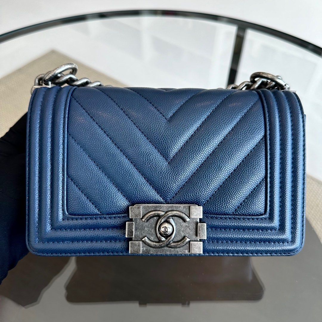 Chanel Boy Small Caviar Chevron Calfskin Leboy Dark Navy Blue Ruthenium RSHW No 25 - Luxury Evermore