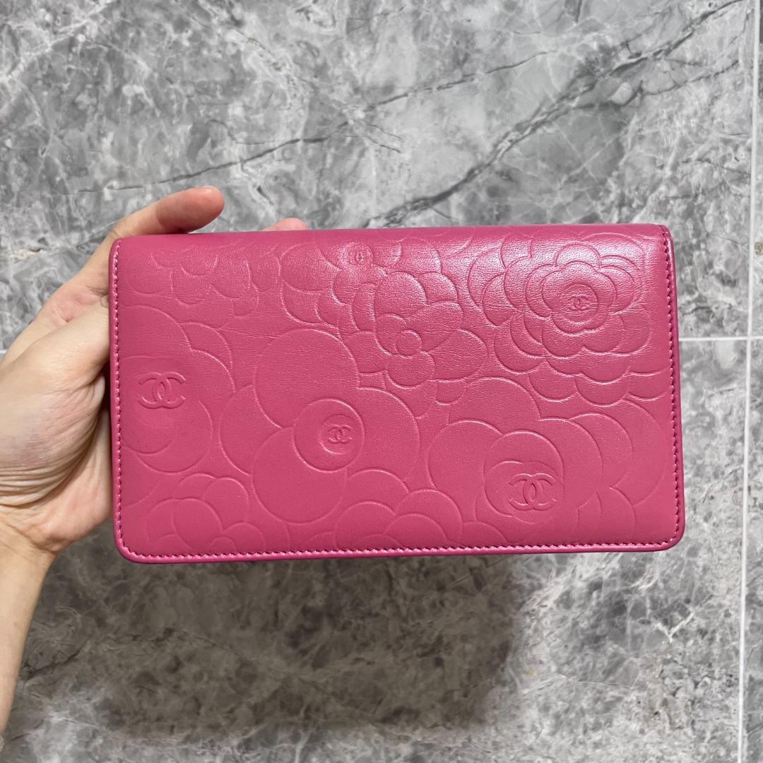 Chanel Camellia Wallet Pink Lambskin - Luxury Evermore