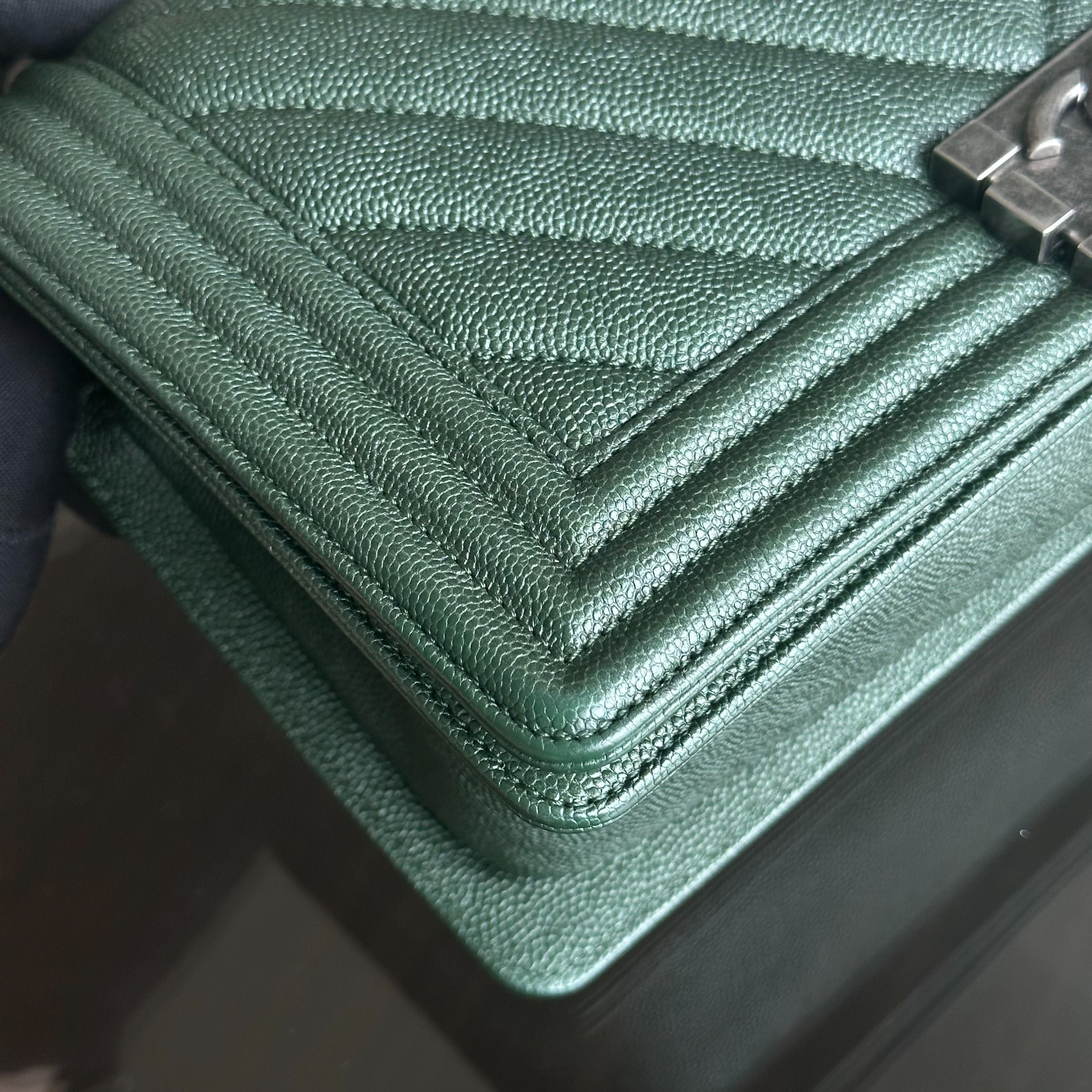 Chanel Caviar Boy Old Medium 25CM Chevron Calfskin Leboy Dark Green RSHW No 26 - Luxury Evermore