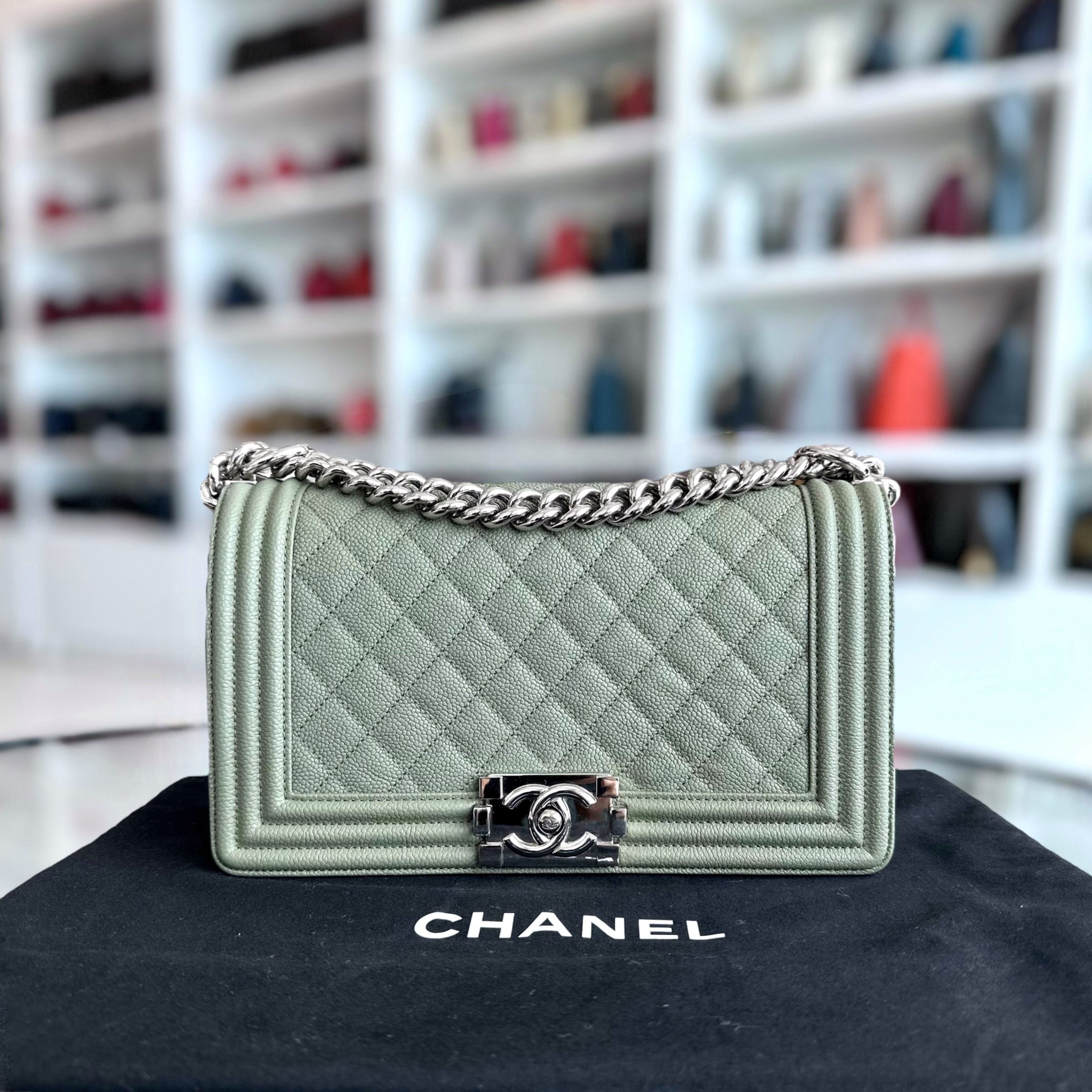 Chanel Caviar Boy Old Medium 25CM Quilted Calfskin Leboy Green SHW No 25 - Luxury Evermore