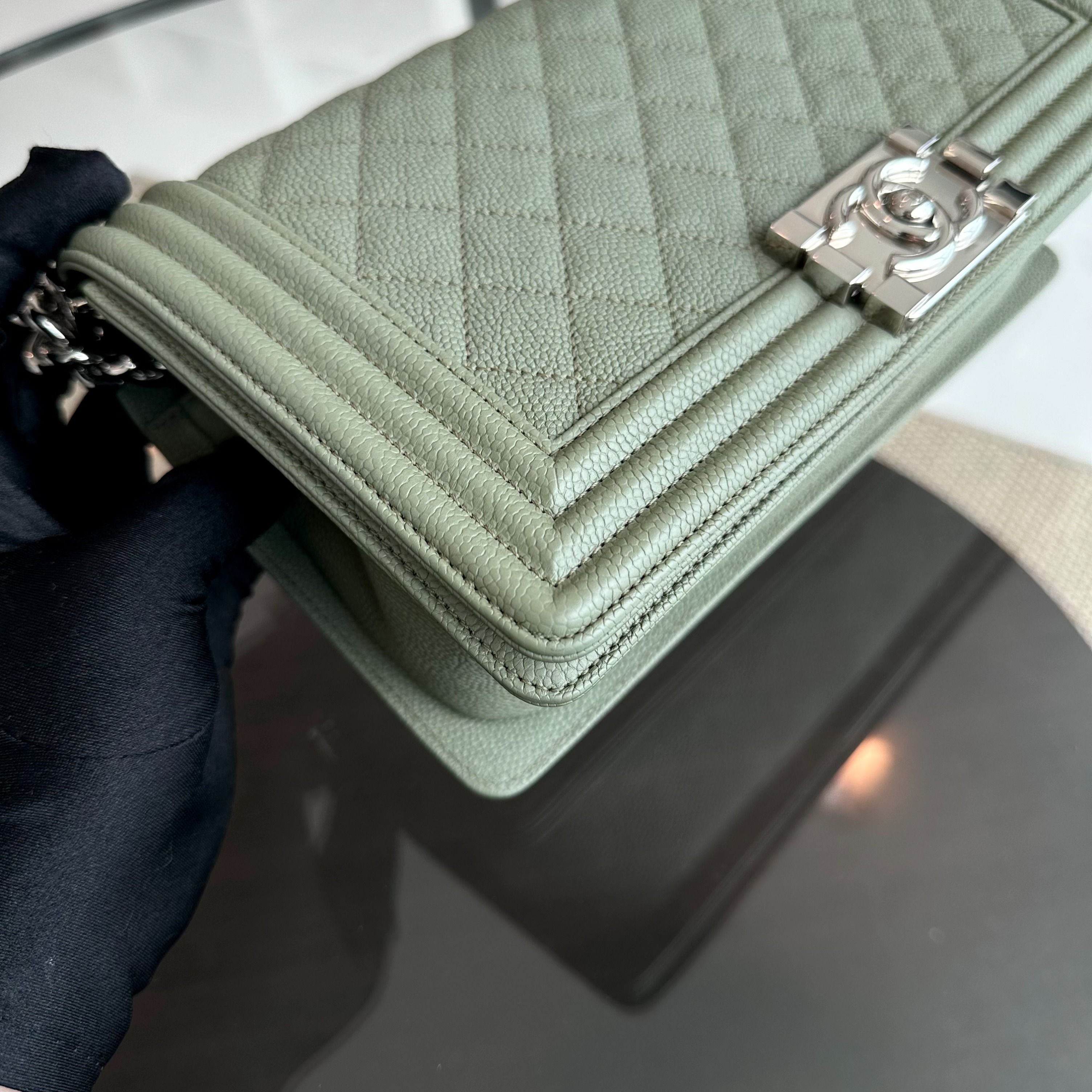 Chanel Caviar Boy Old Medium 25CM Quilted Calfskin Leboy Green SHW No 25 - Luxury Evermore