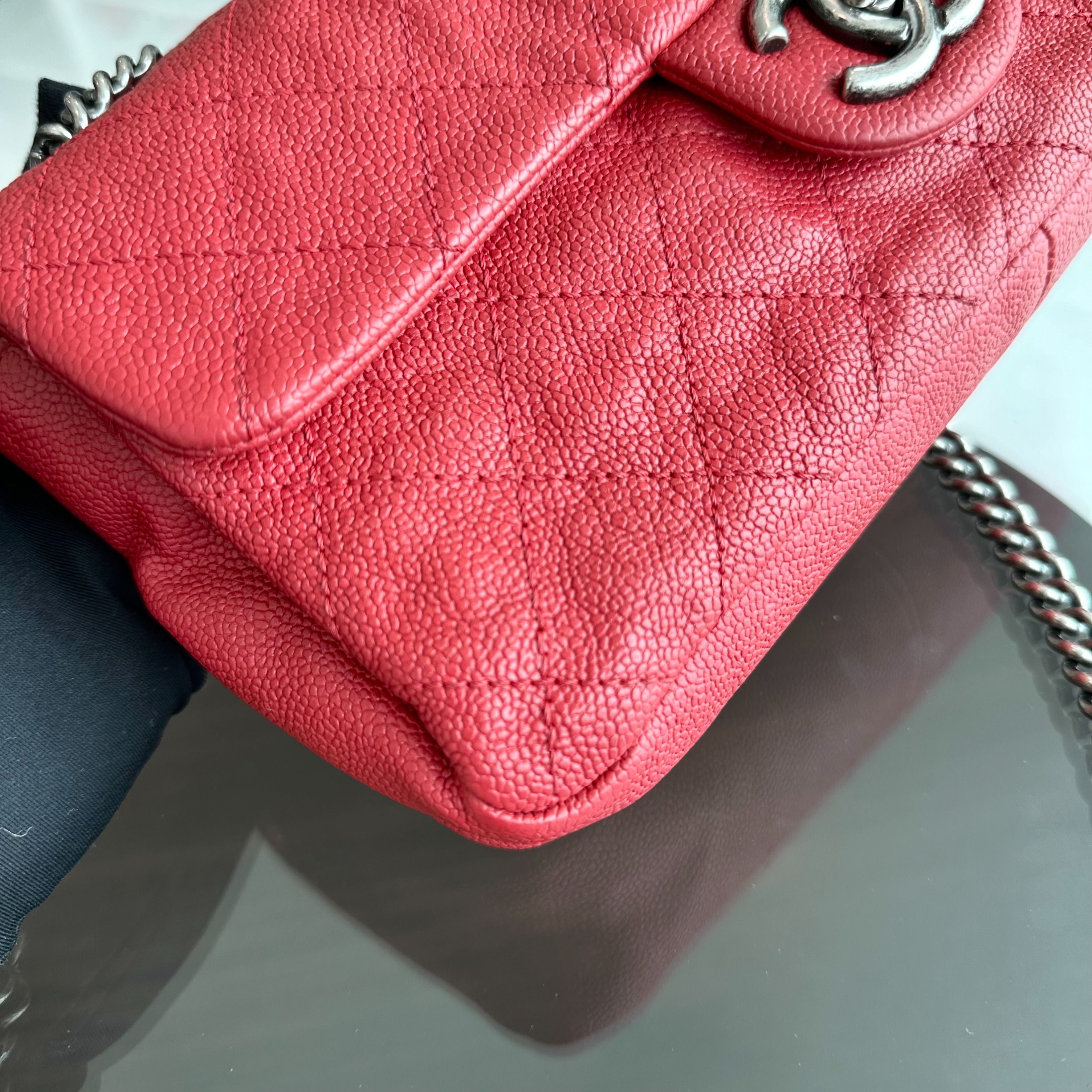 Chanel Caviar Flap Medium Triple Compartment Quilted Red RHW No 15 - Luxury Evermore