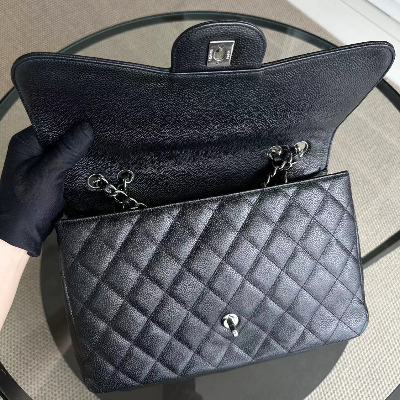 Chanel Caviar Jumbo Classic Flap Single Flap Quilted Calfskin Black SHW No 11 - Luxury Evermore