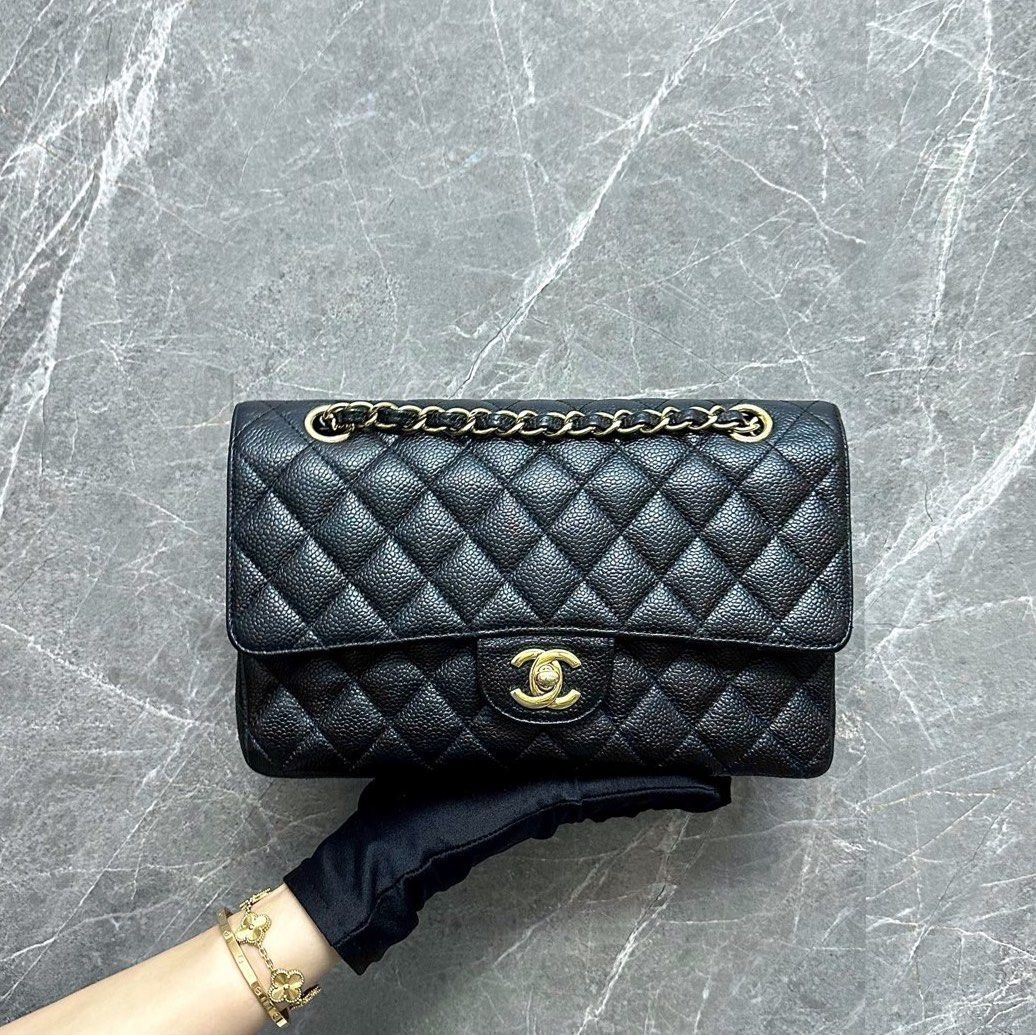 Chanel Caviar Medium Classic Flap Black GHW No 19 - Luxury Evermore