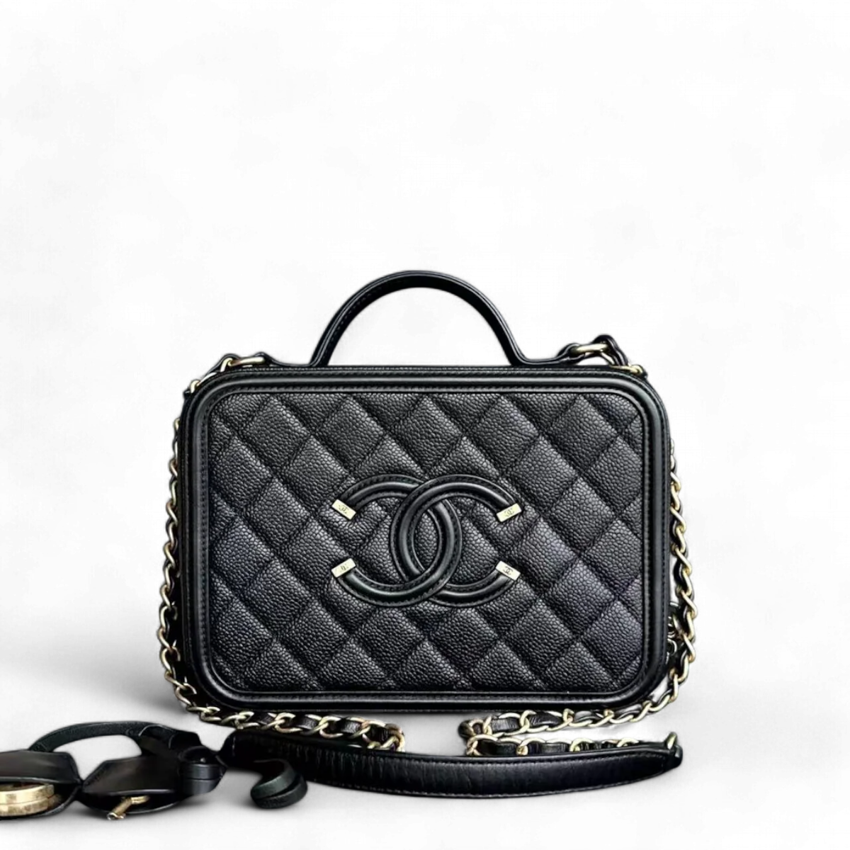 Chanel Filigree Vanity Case - Caviar Medium Quilted Grained Calfskin Black Golden Hardware Series 27